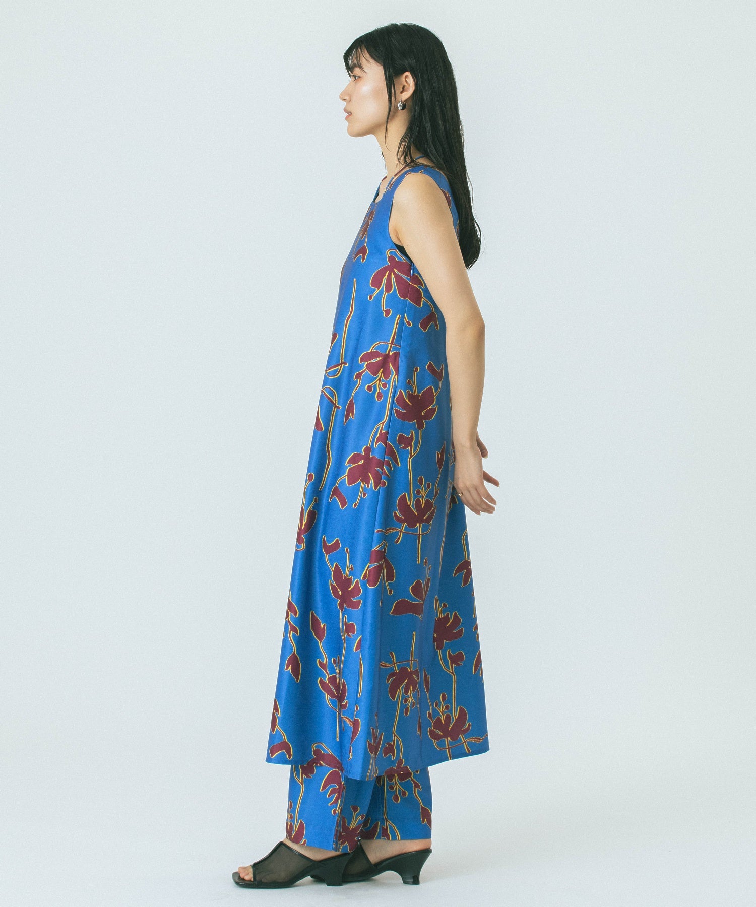 FLOWER PRINT PANTS
