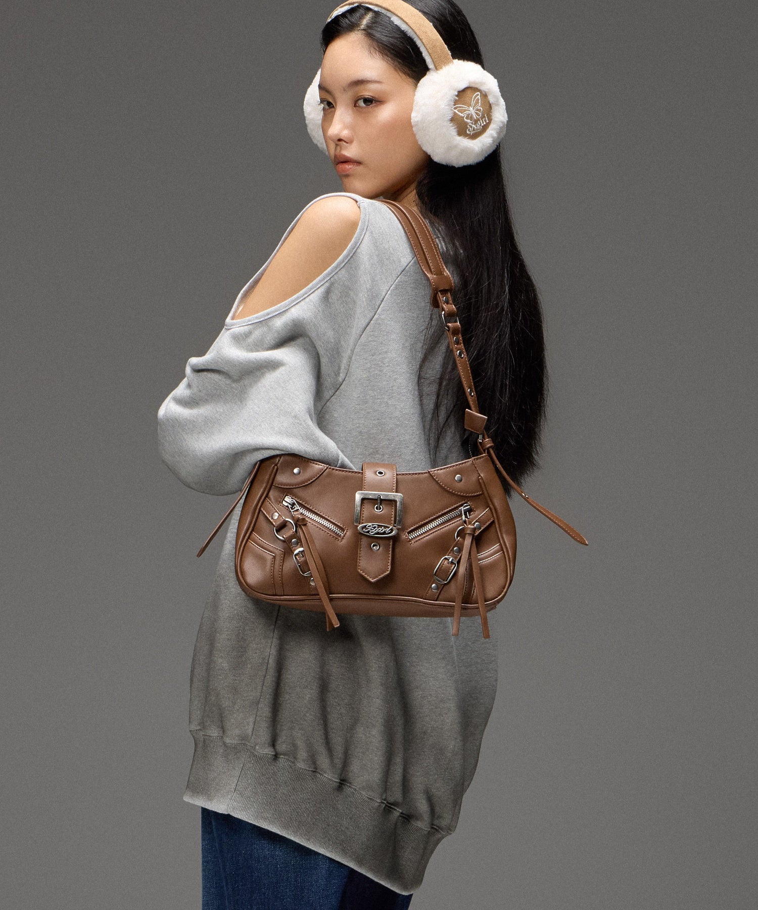 GRADIENT SPRAY OPEN-SHOULDER SWEATSHIRT