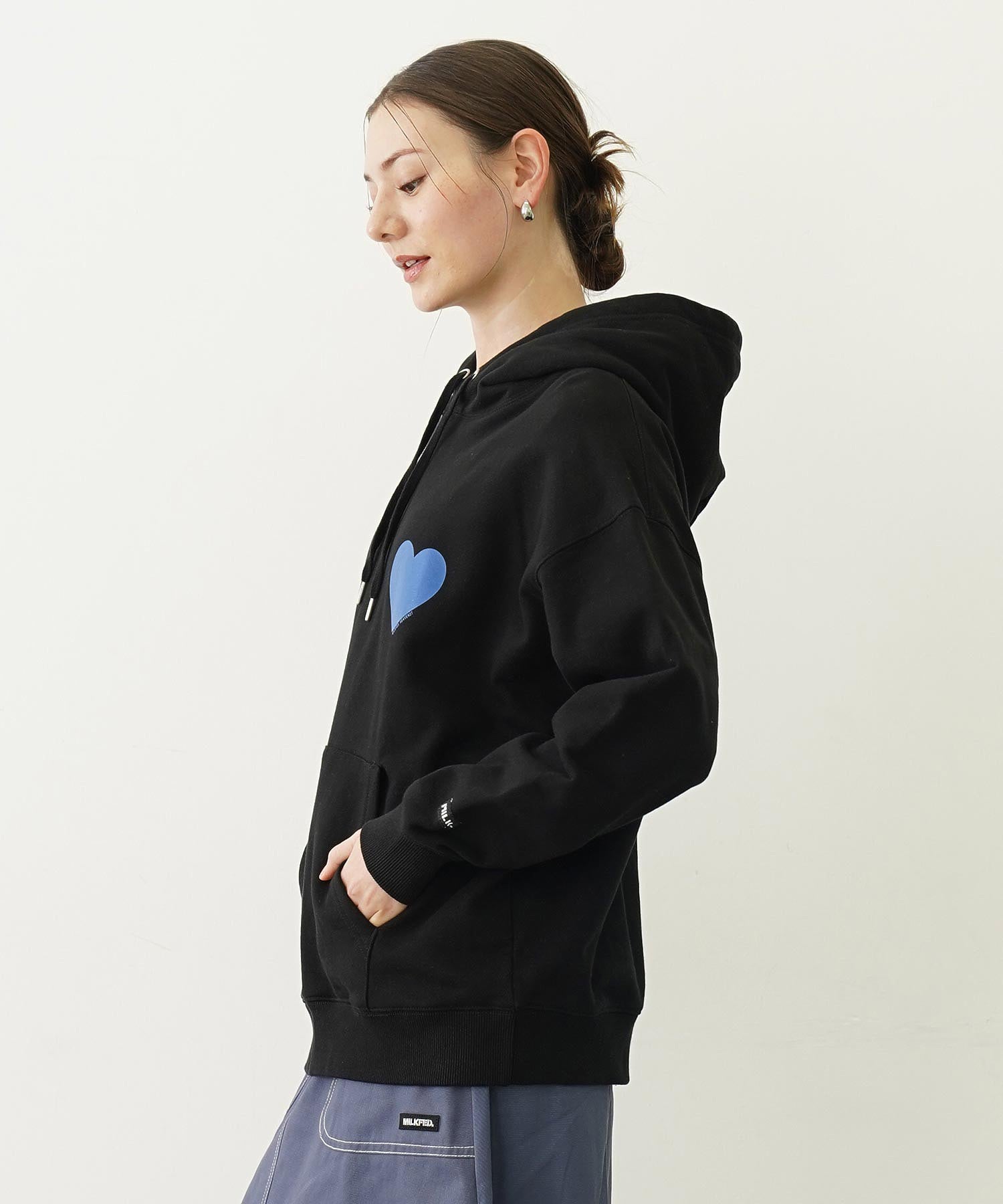 BIG HEART SWEAT HOODIE