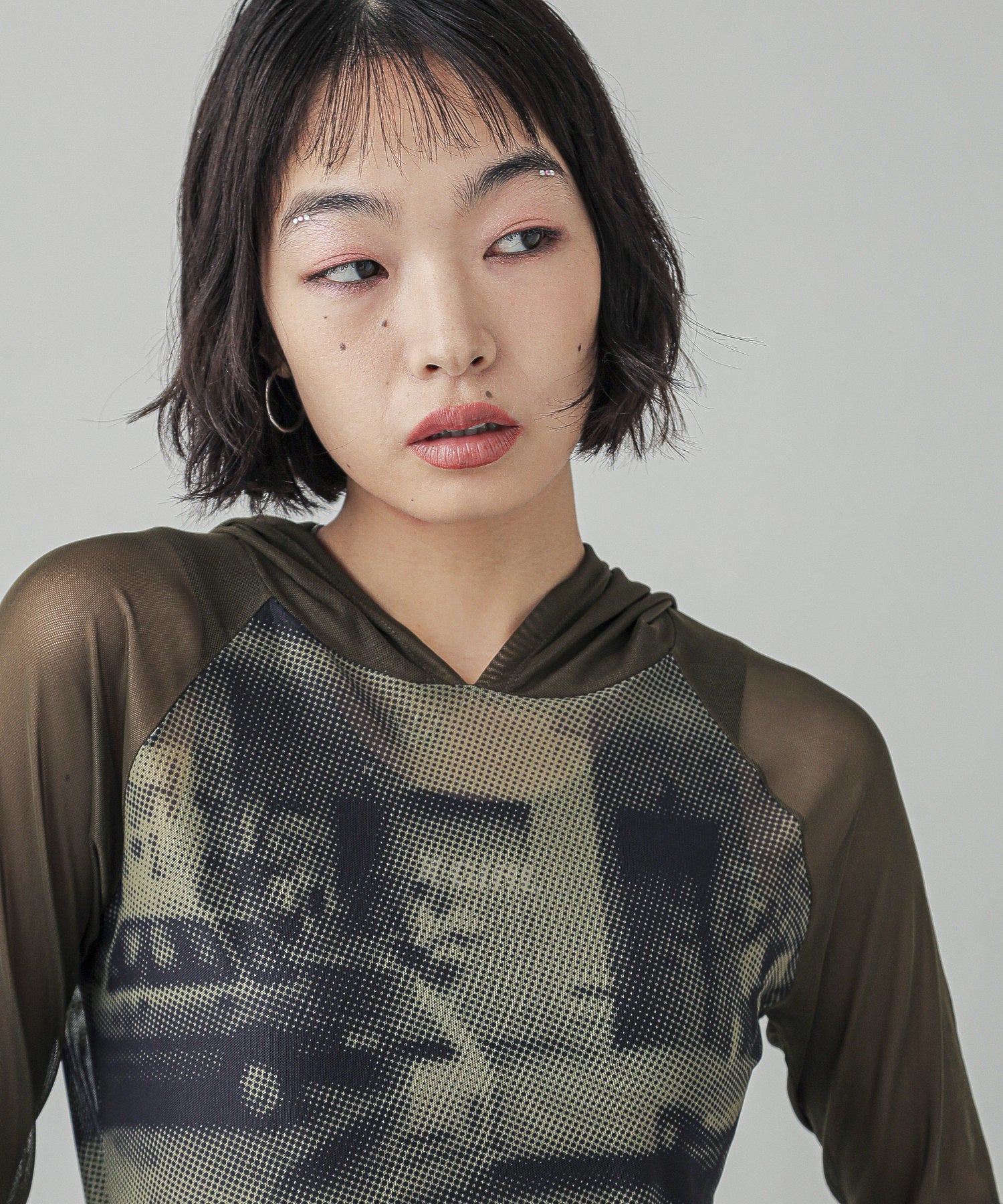 PHOTOGRAPHY COMPACT MESH HOODIE