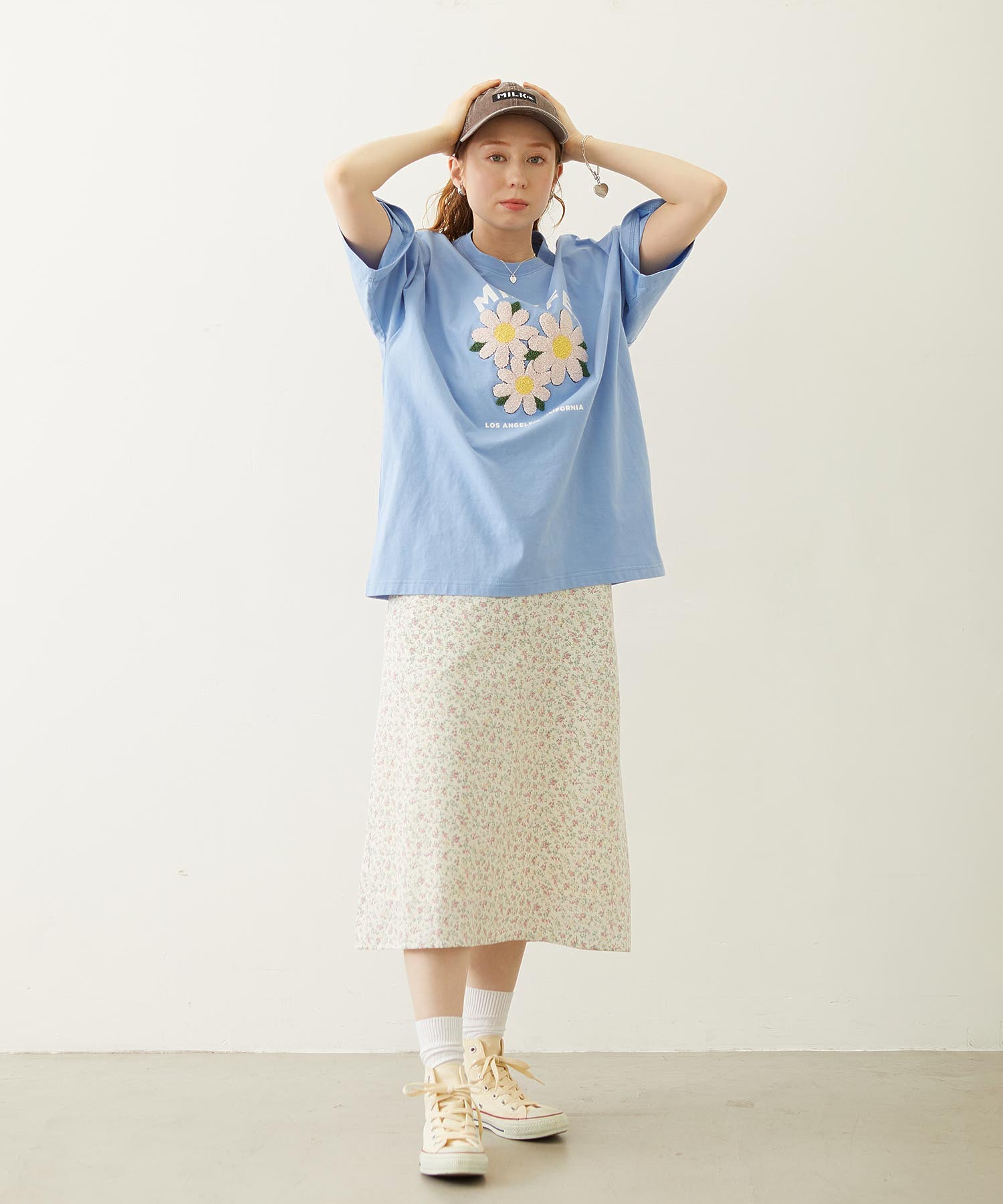 FLOWER SAGARA EMBROIDERY WIDE S/S TEE