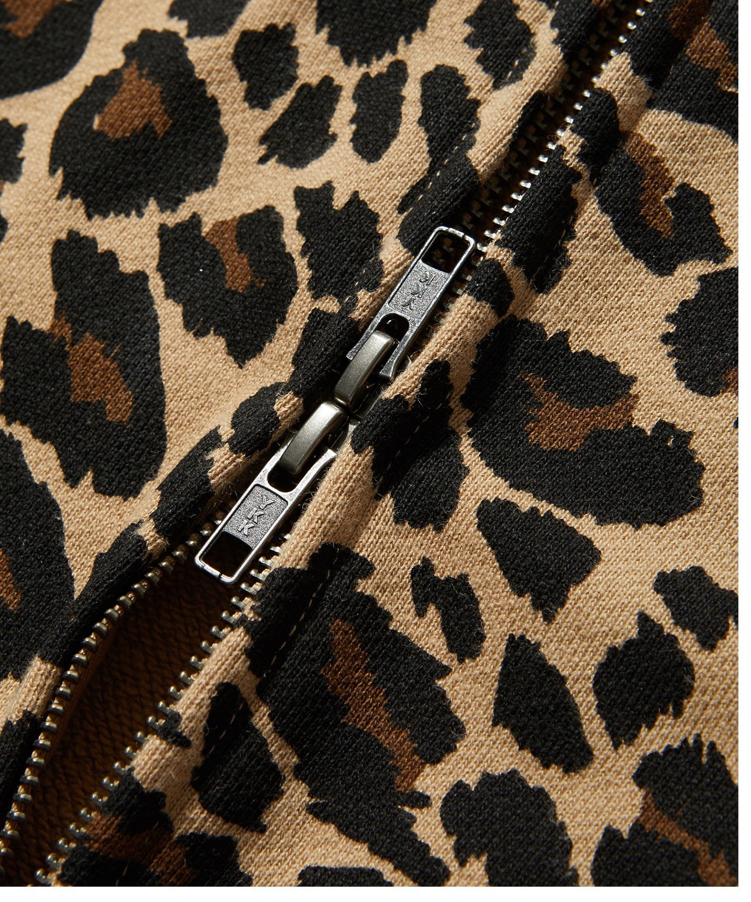 LEOPARD ZIP HOODED SWEATSHIRT