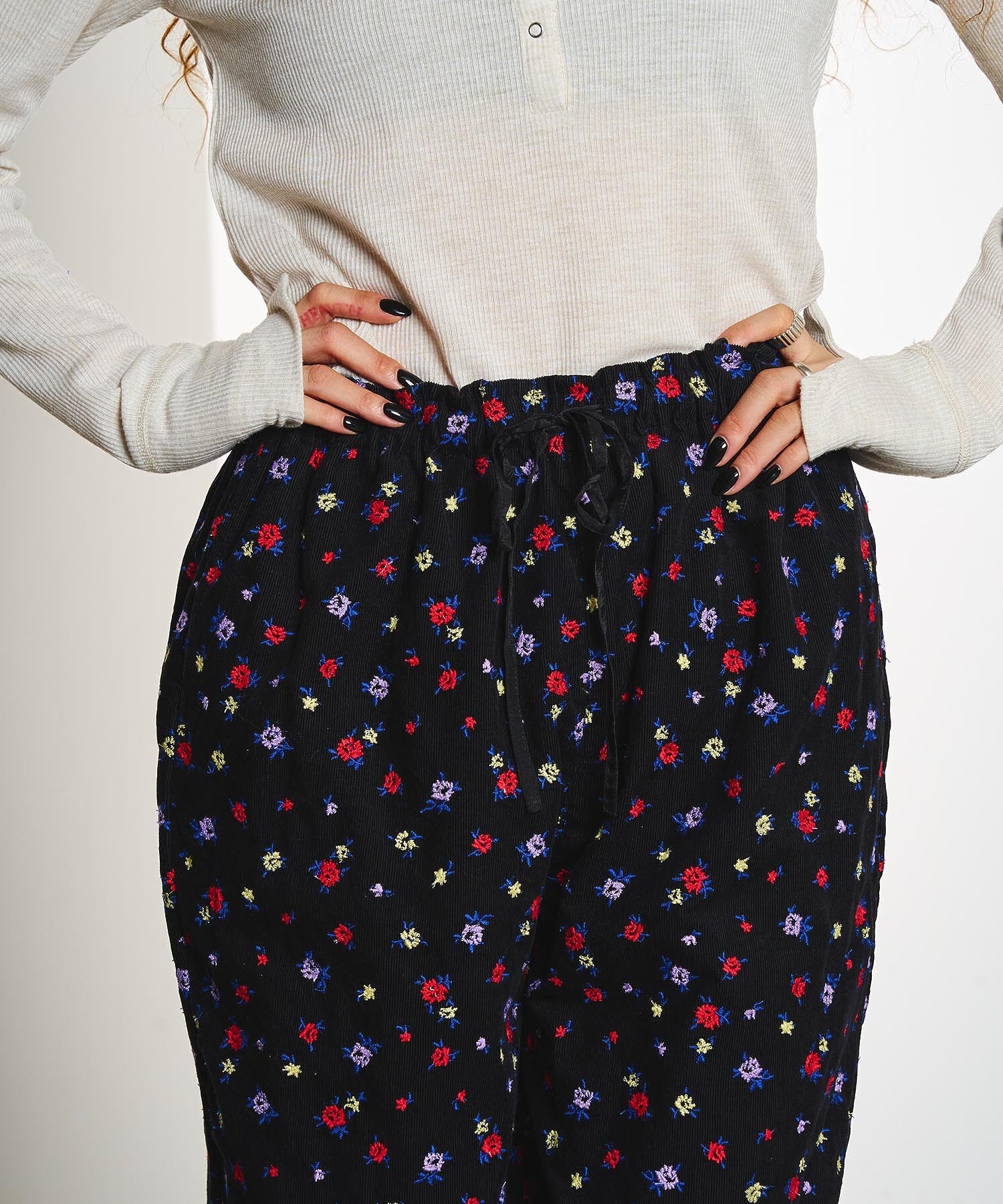 【ROSE BUD別注】INDIA IS BEAUTIFUL and ROSE BUD/CORDUROY FLORAL EMBROIDERY PANTS