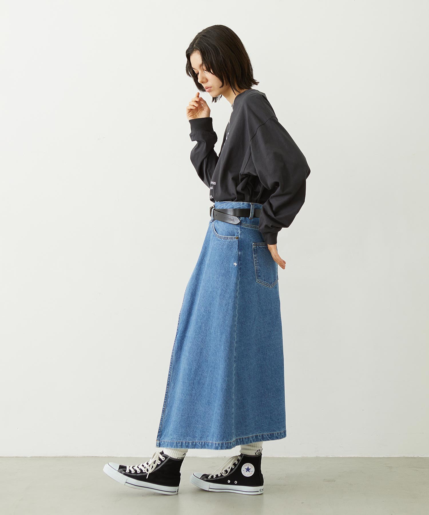 LETTER GRAPHIC L/S TEE