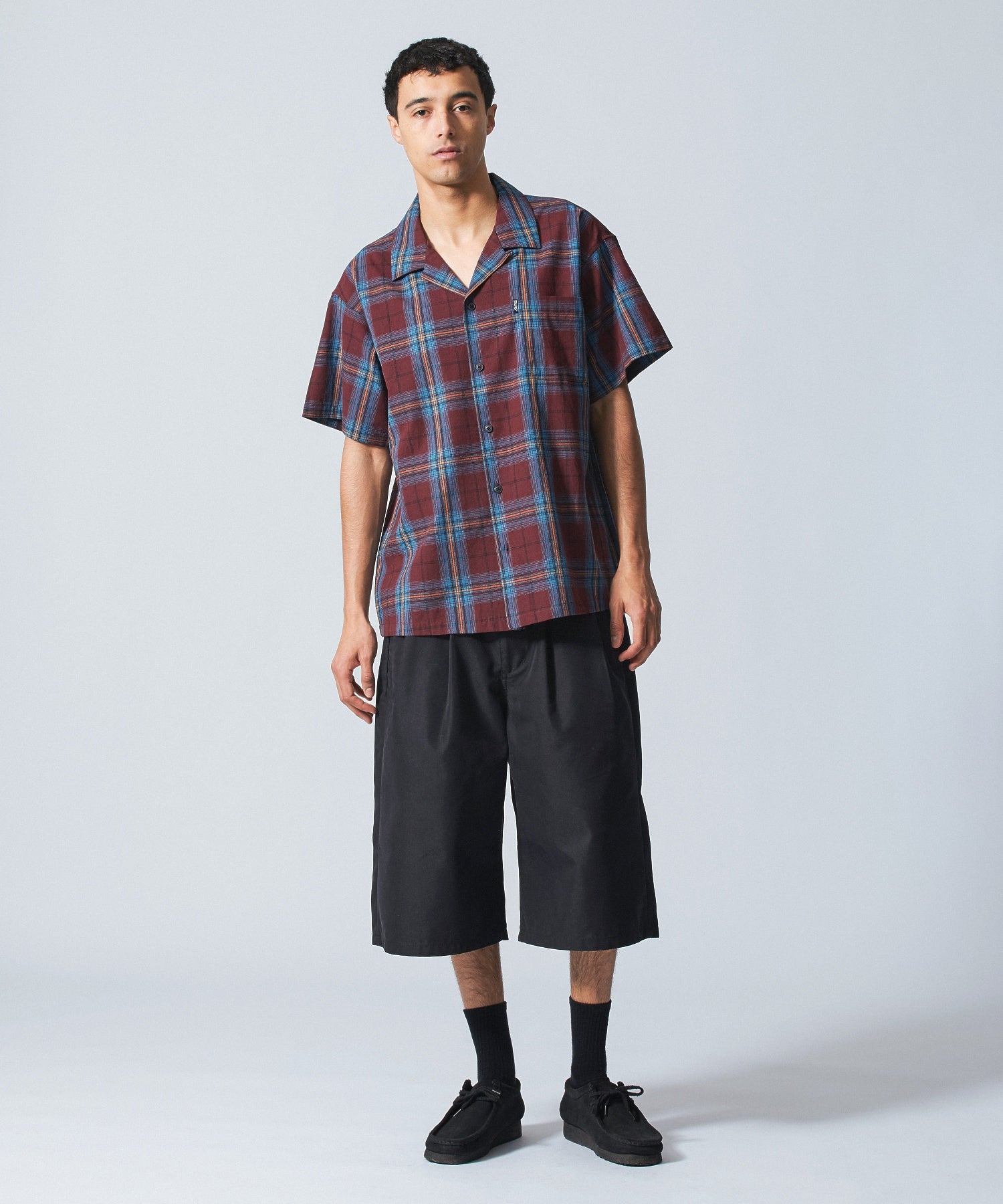 SHORT BAGGY CHINO PANTS