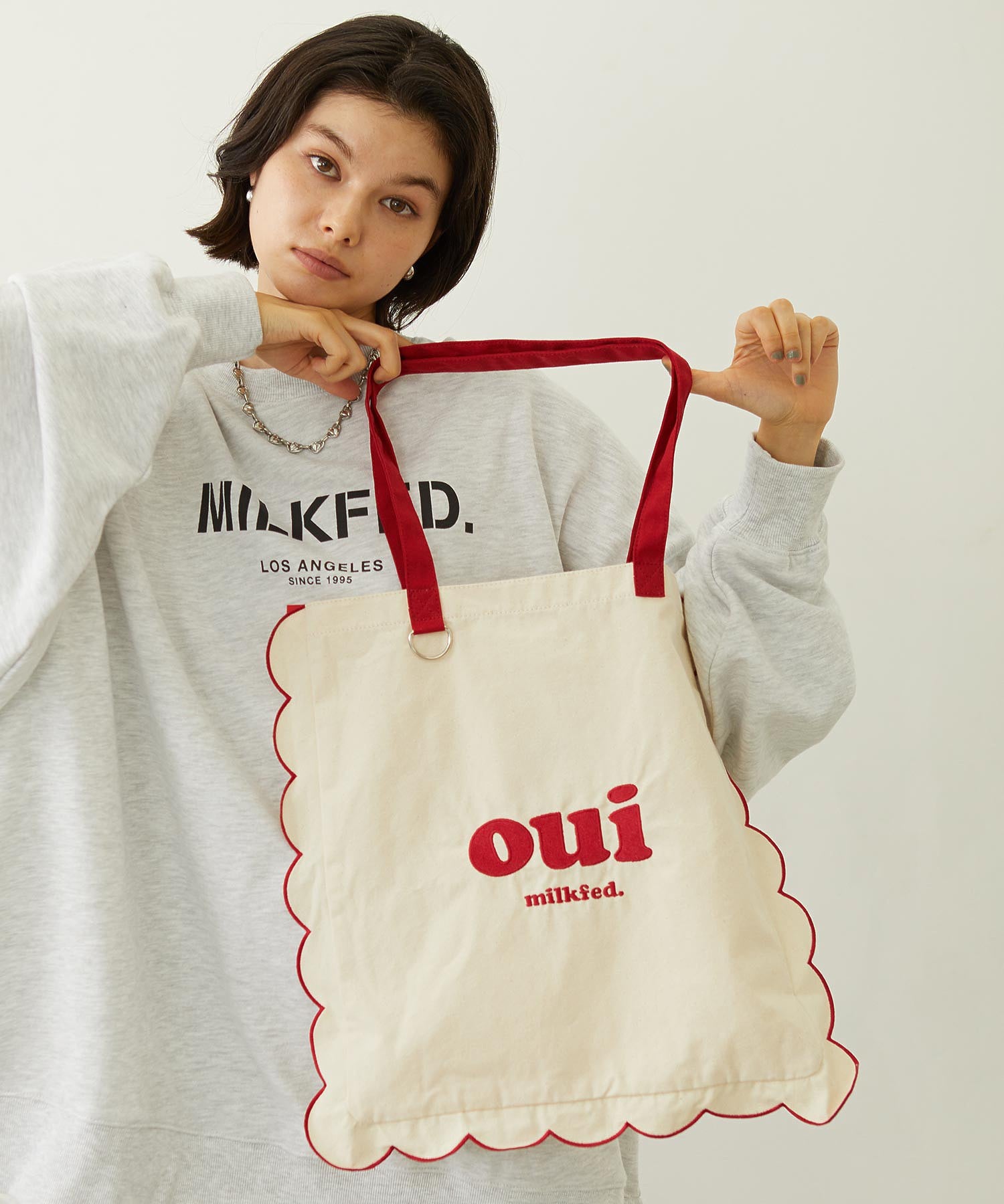 RUFFLE TOTE BAG