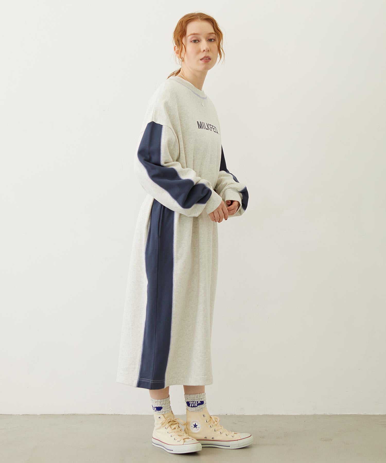 SIDE LINE SWEAT DRESS