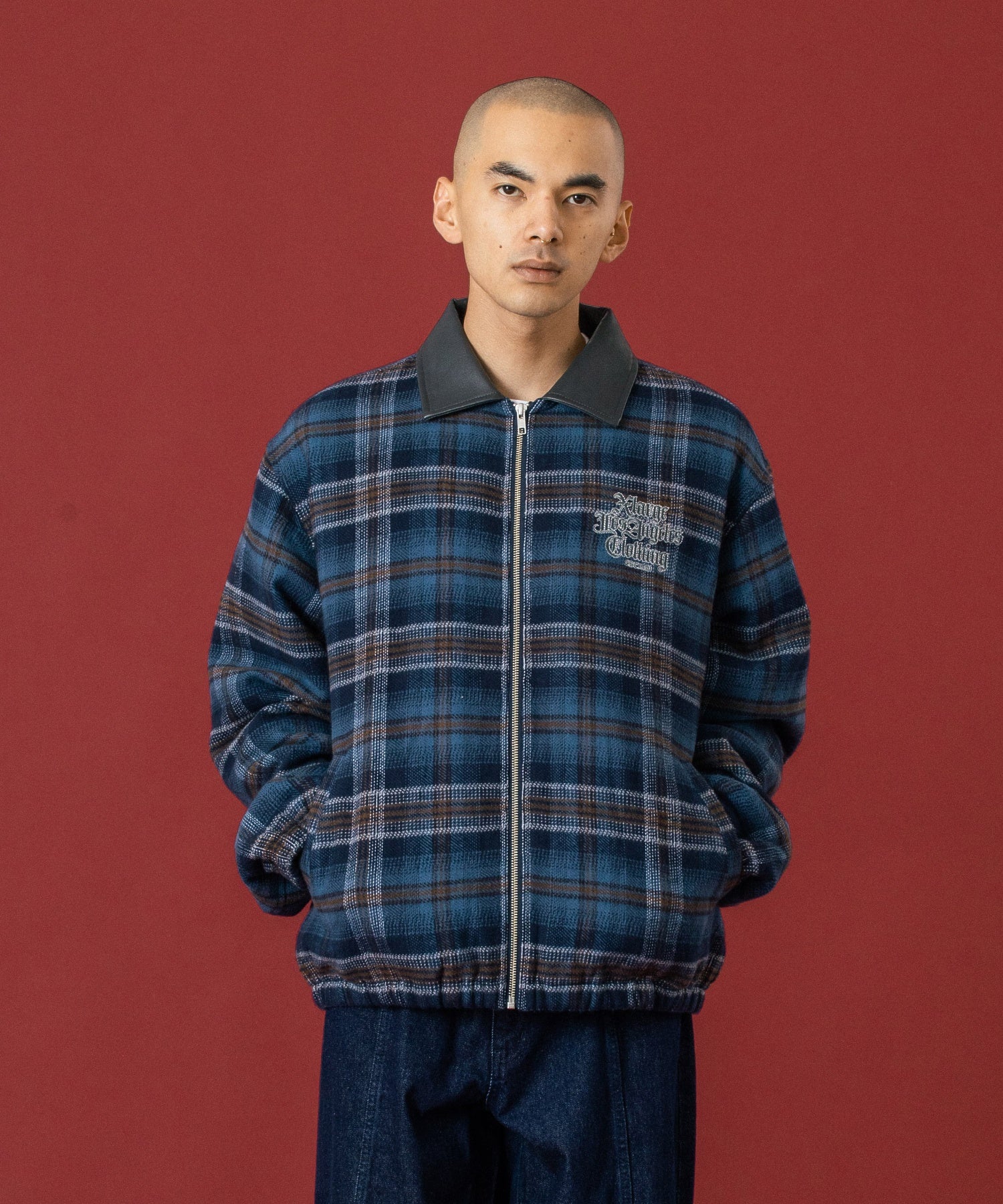 MODEL 身長172cm / 着用サイズ：Lサイズ