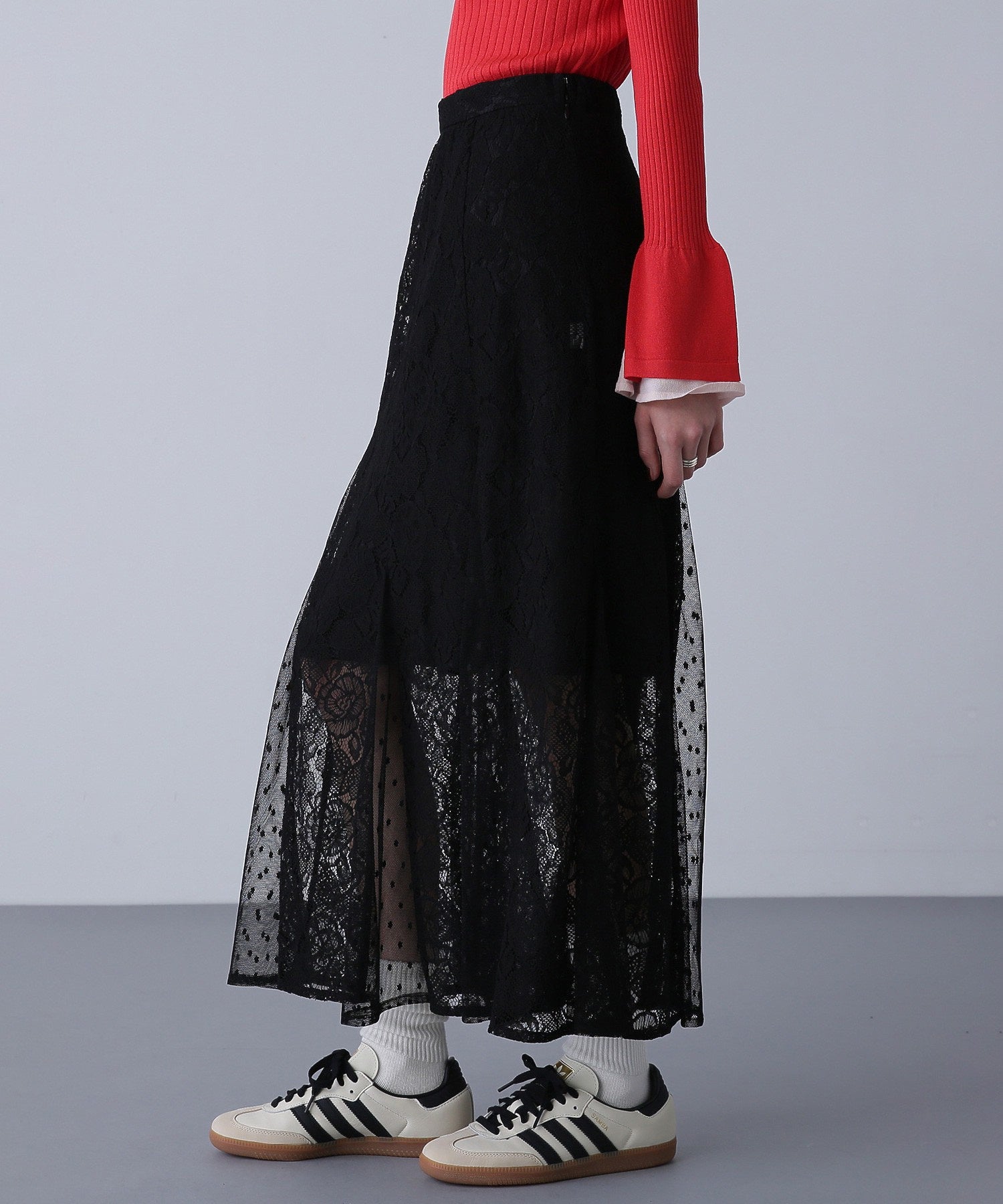 レーススカート
