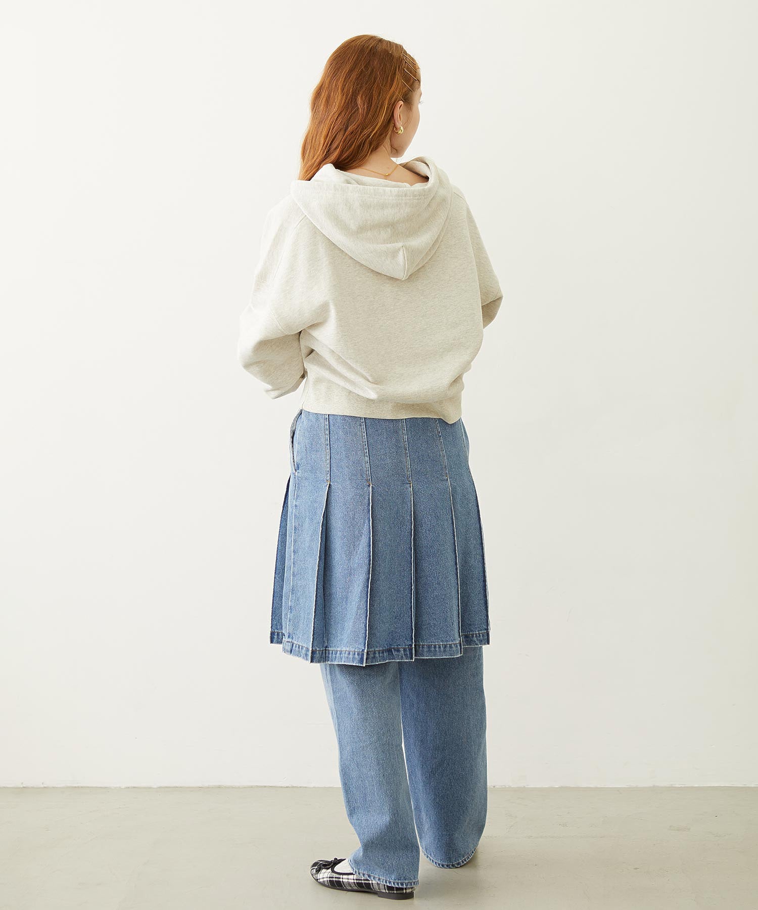 PLEATED DENIM SKIRT