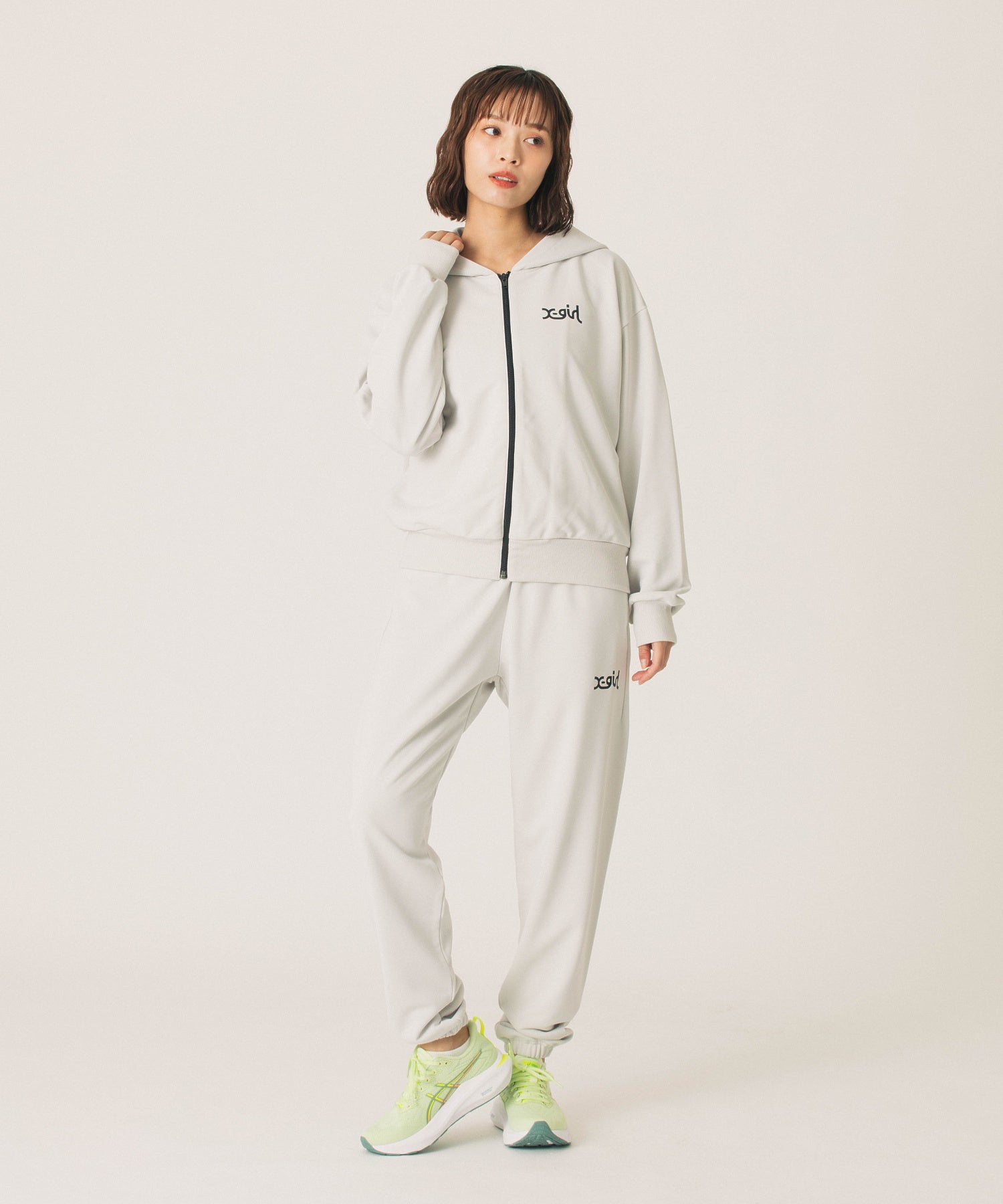 SWEAT PANTS