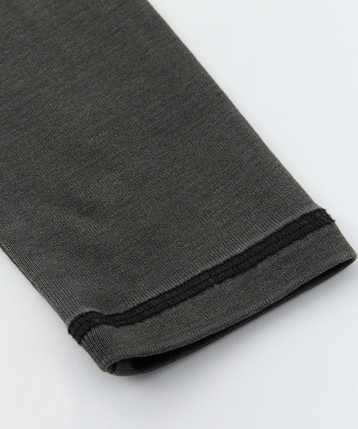 COLLEGE LOGO L/S COMPACT TOP