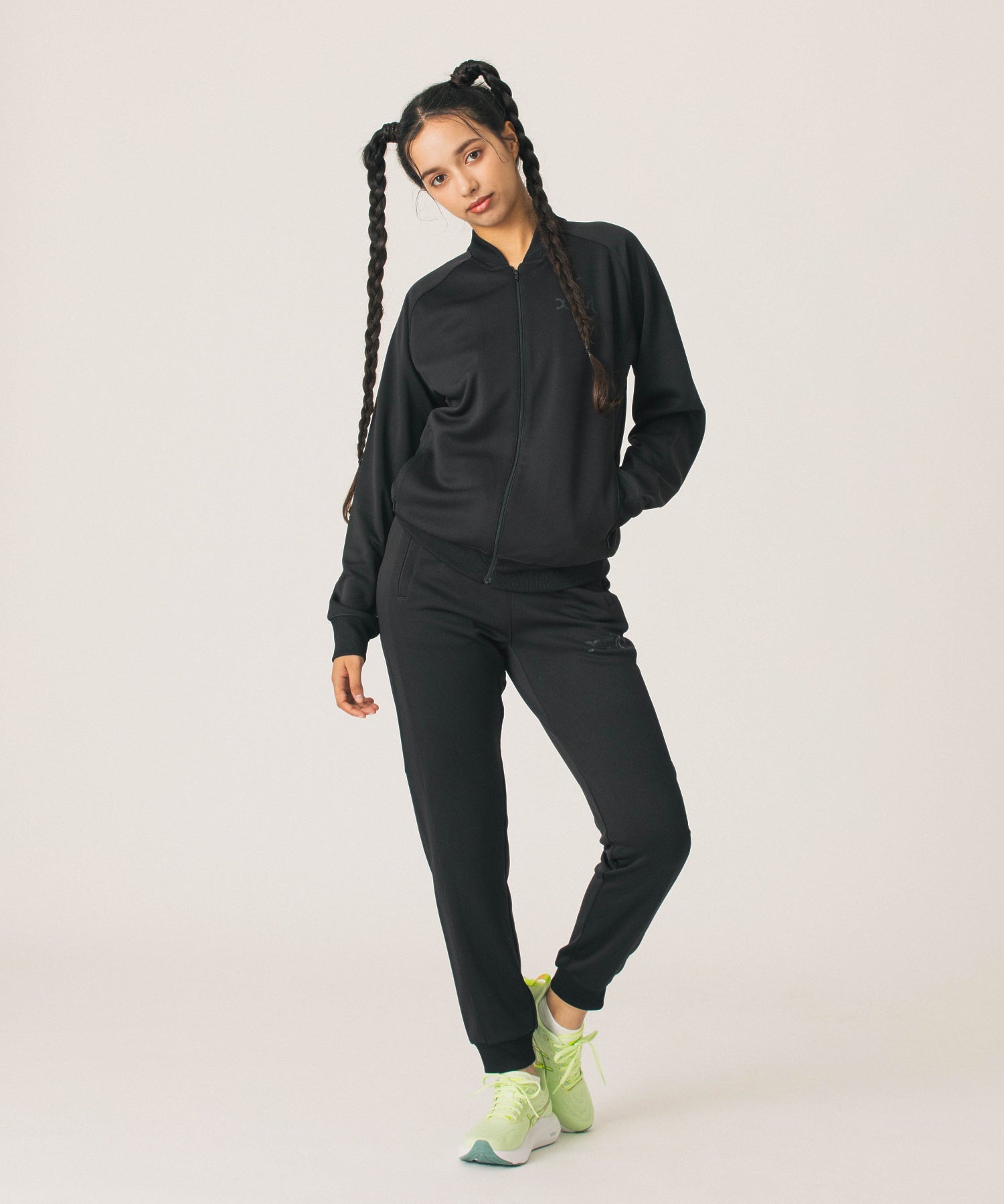 TRACK PANTS