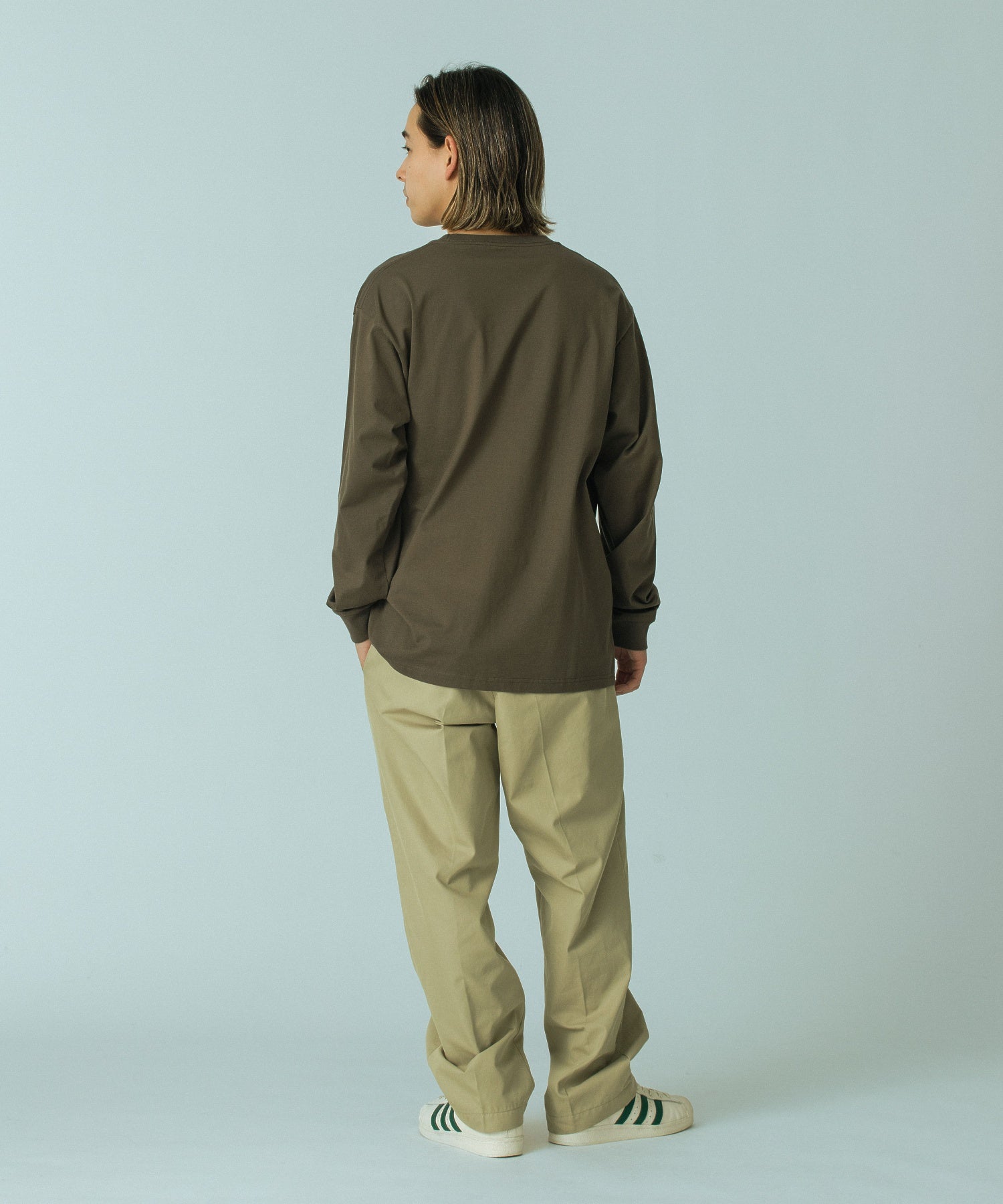 model：H174 着用サイズ：L