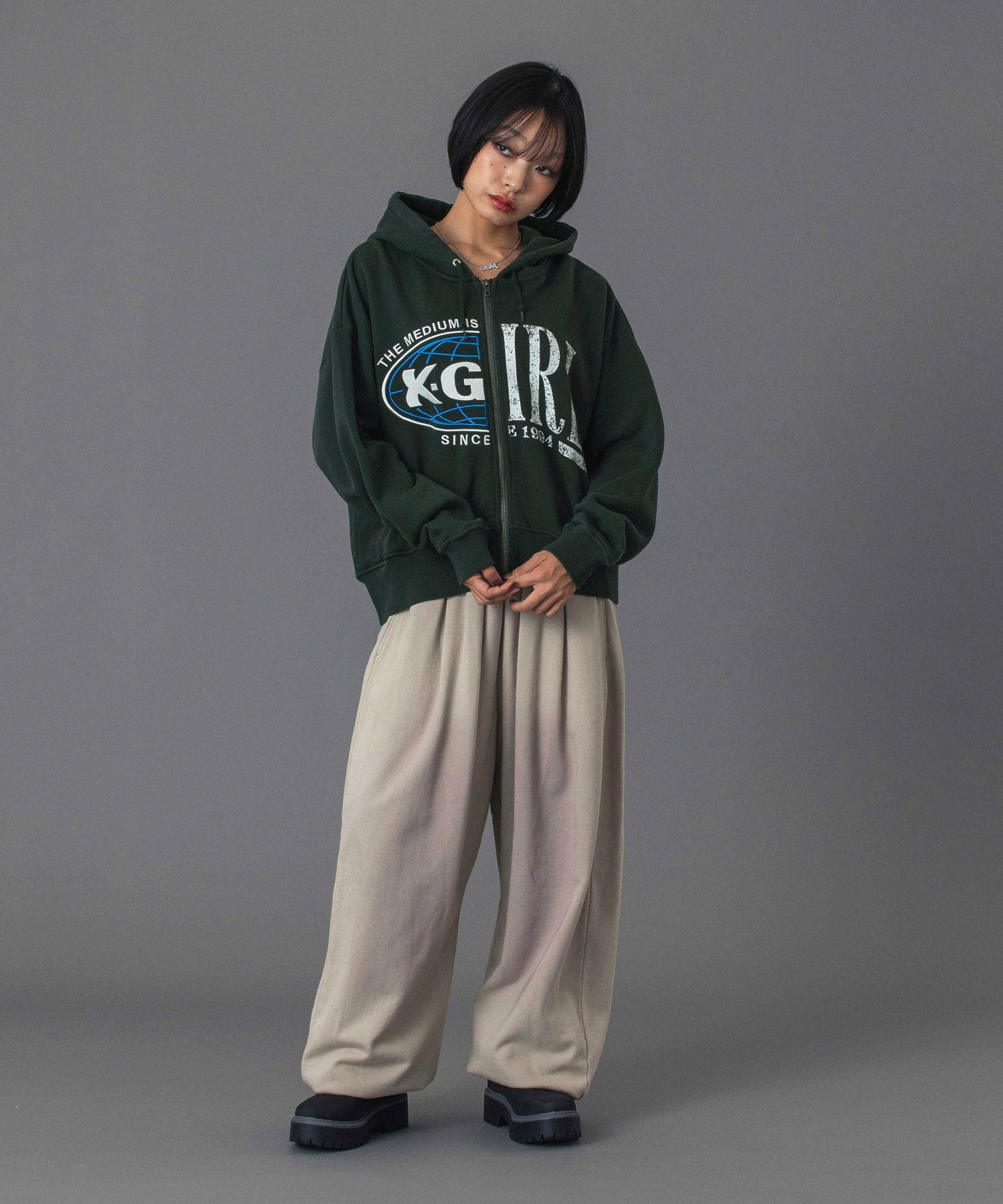 SPRAY PRINT BALLOON SWEAT PANTS