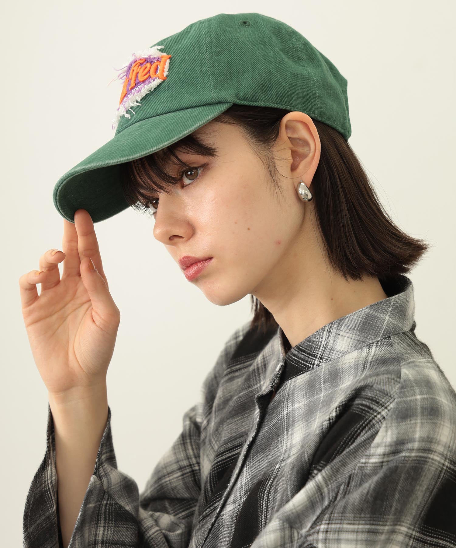 FRAYED LOGO PATCH CAP