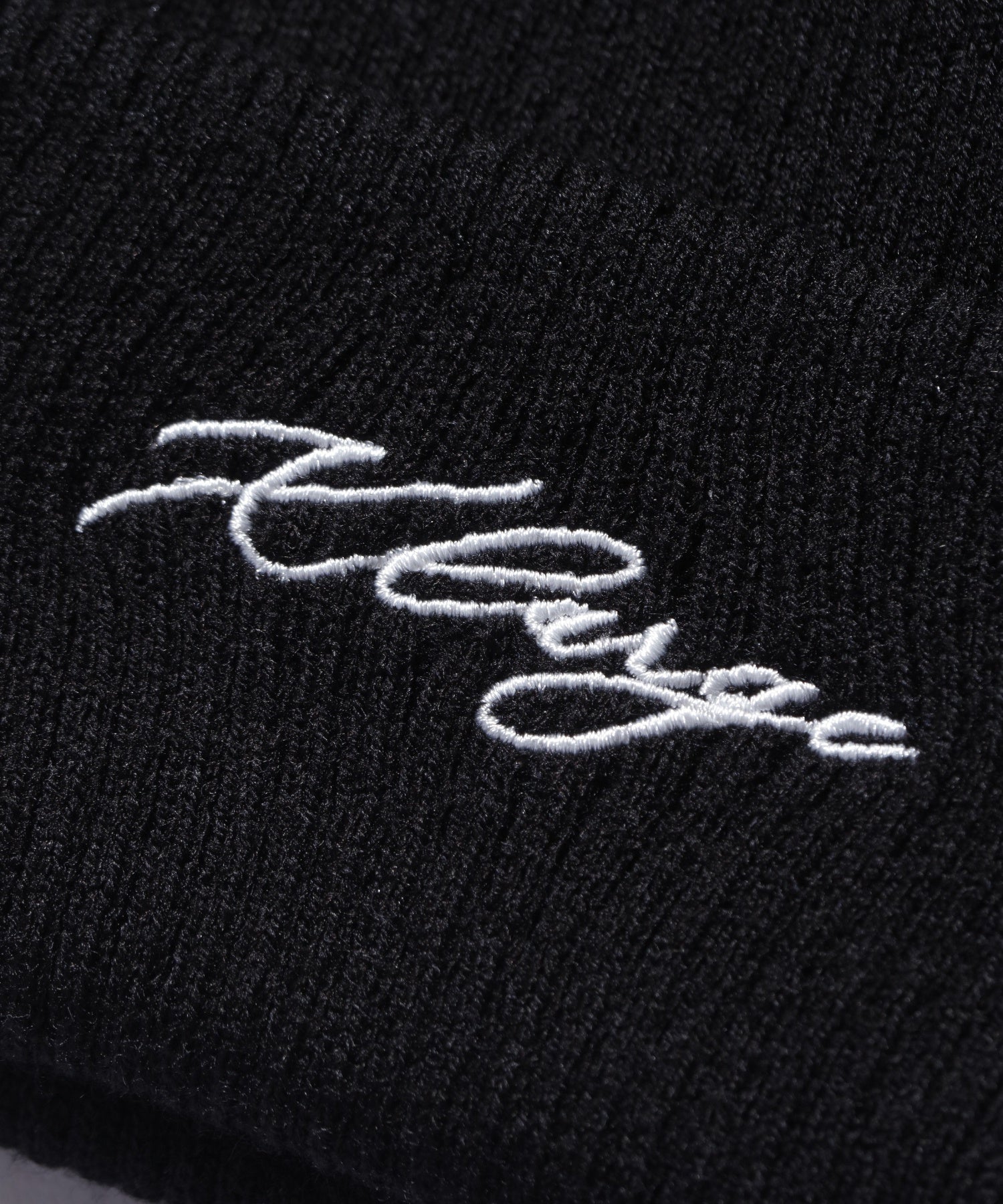 EMBROIDERED LOGO CUFF BEANIE