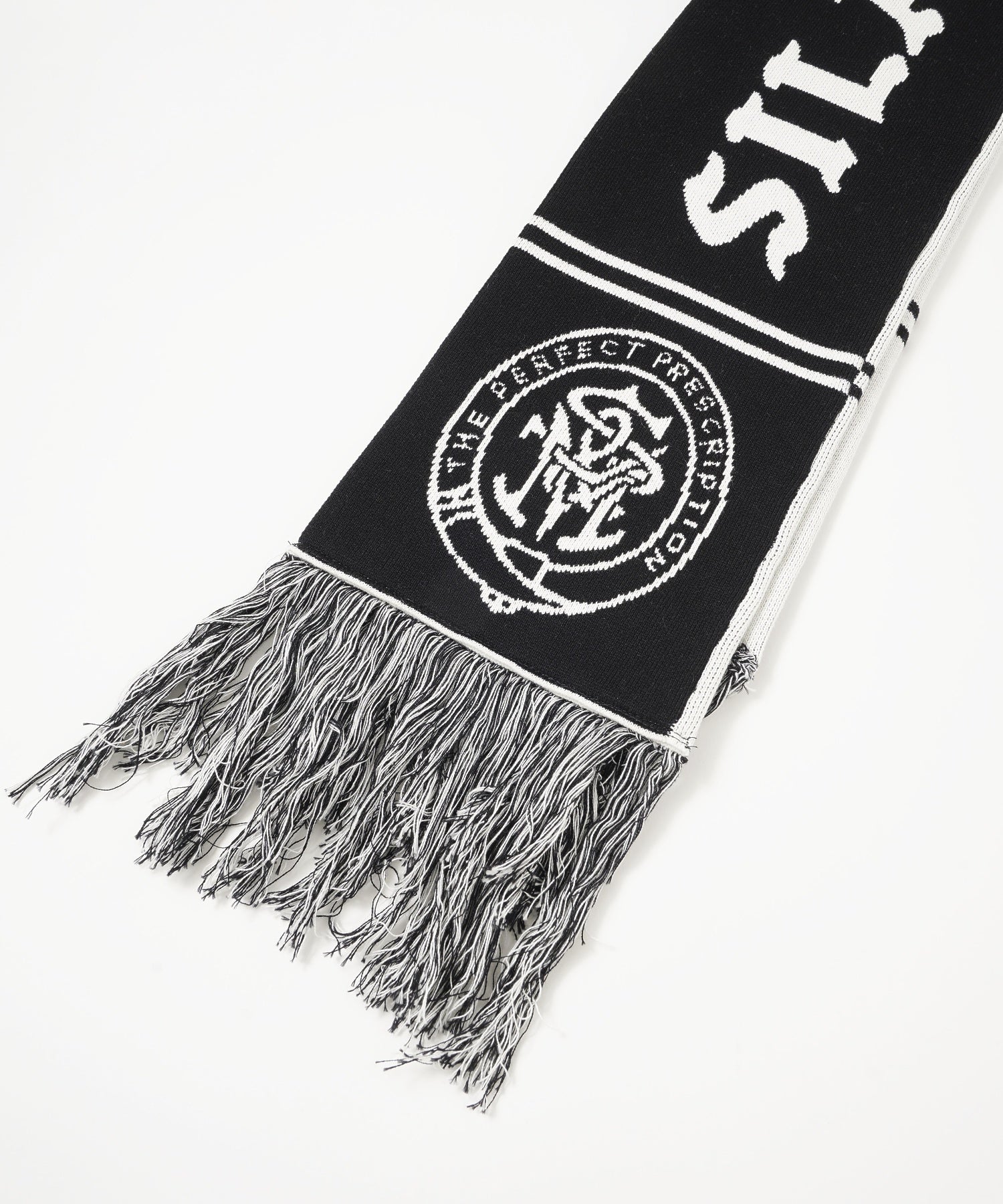 FOOTBALL SCARF