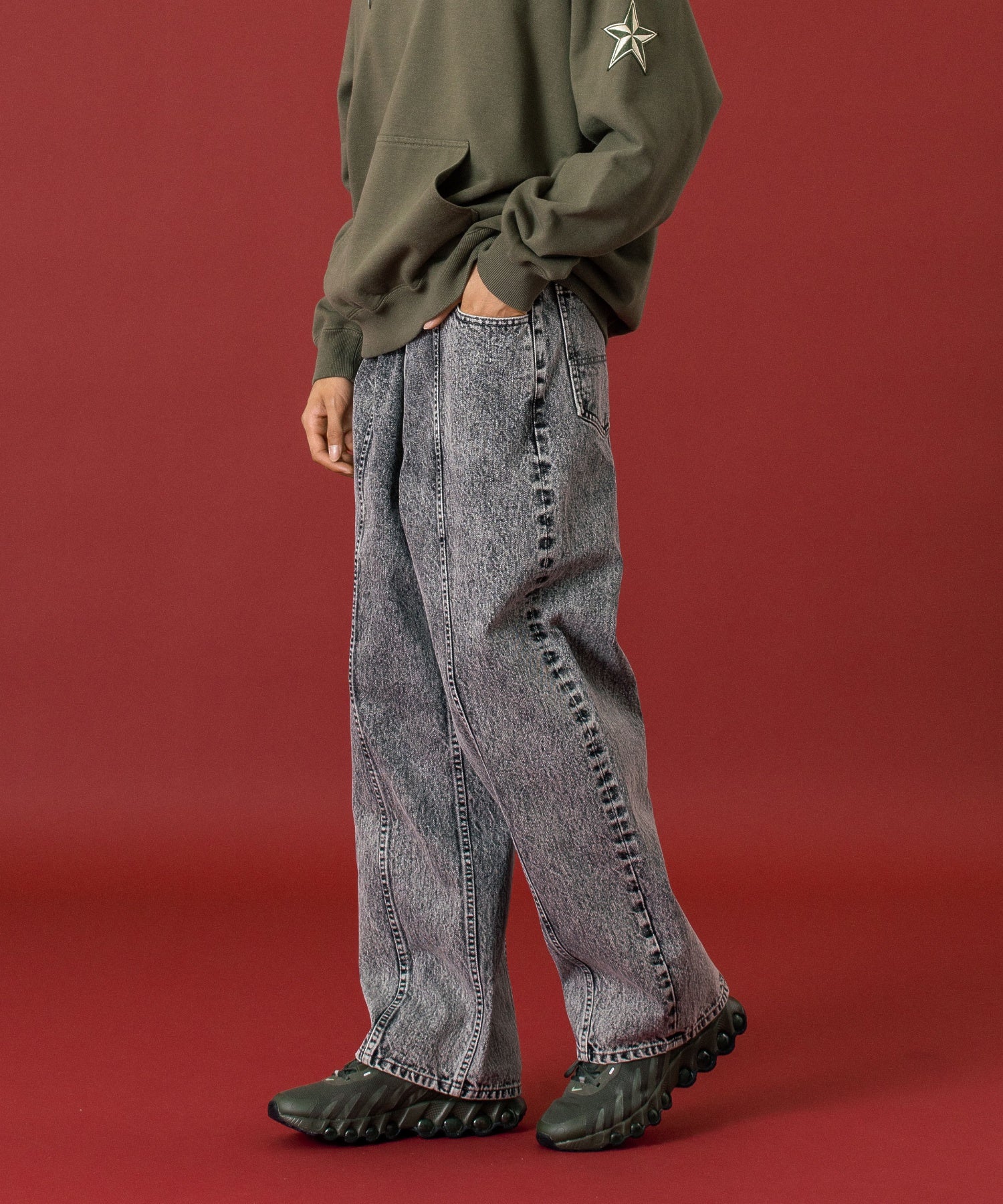 MODEL 身長183cm / 着用サイズ：34inch