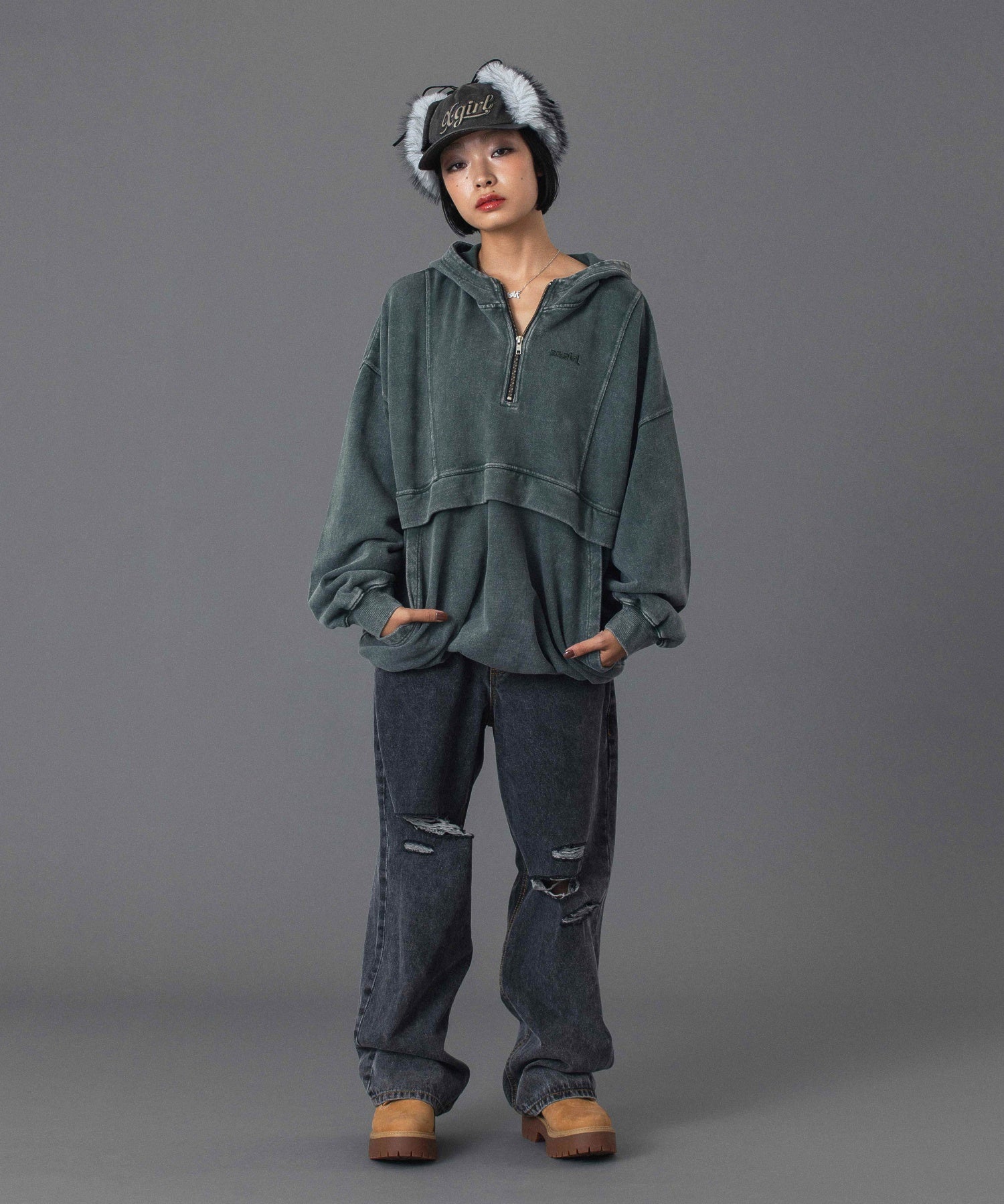 EMBOSSED LOGO PATCH EARFLAP CAP