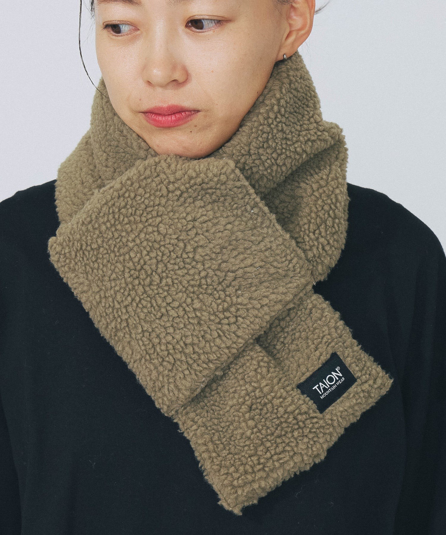 TAION/タイオン/REVERSIBLE MOUNTAIN DOWNxBOA SCARF/TAION-R201MT