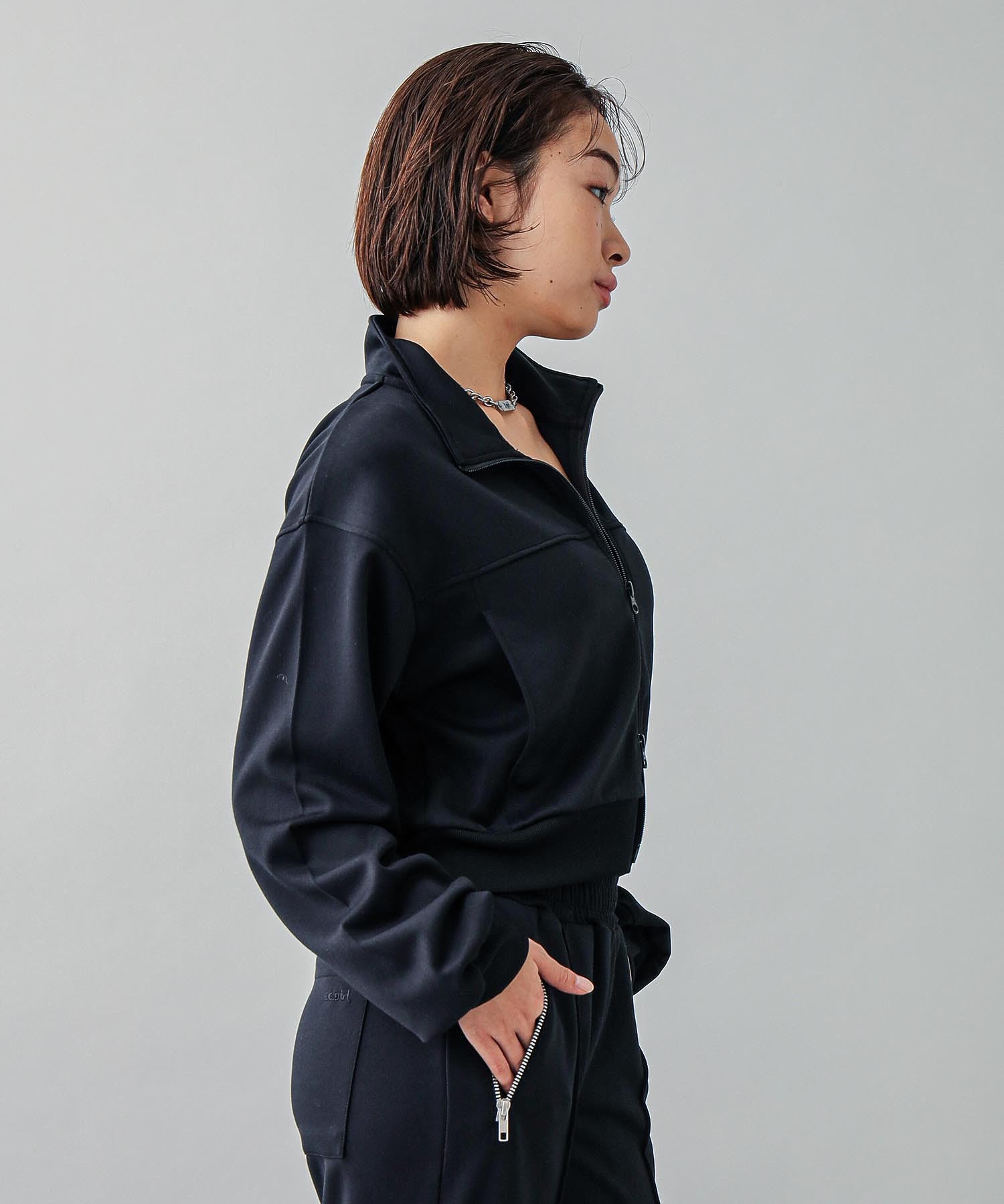 COMPACT ZIP UP TOP X-girl