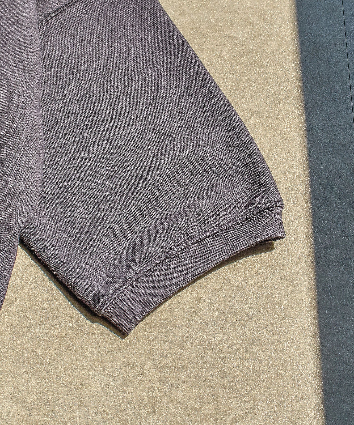 SHORT LENGTH SWEAT TOP