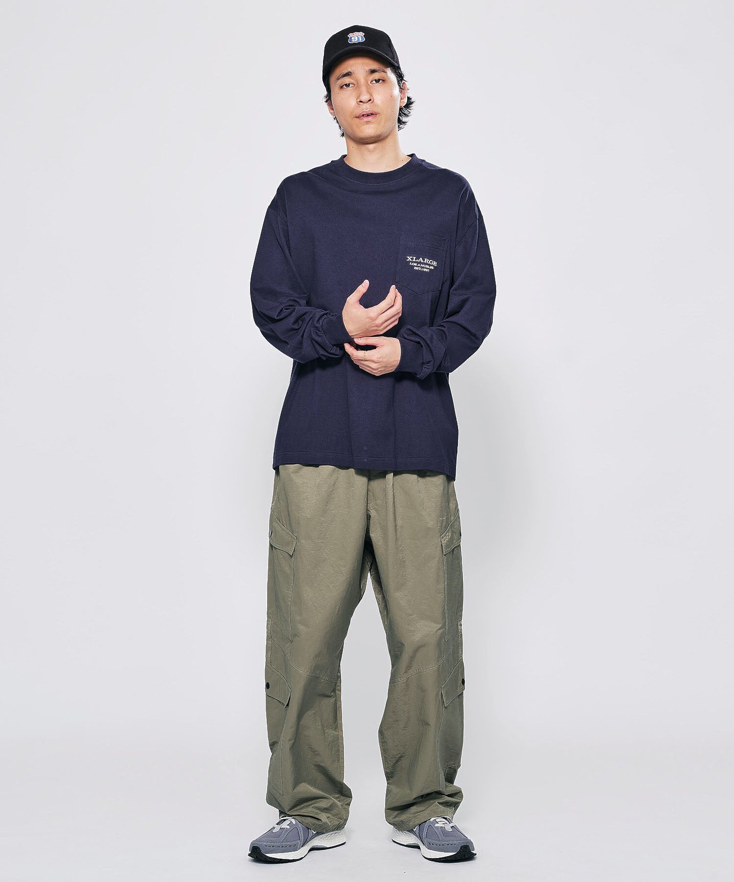 MODEL 身長178cm / 着用サイズ：Lサイズ ※商品の色味の目安は、商品単体の画像をご参照ください。