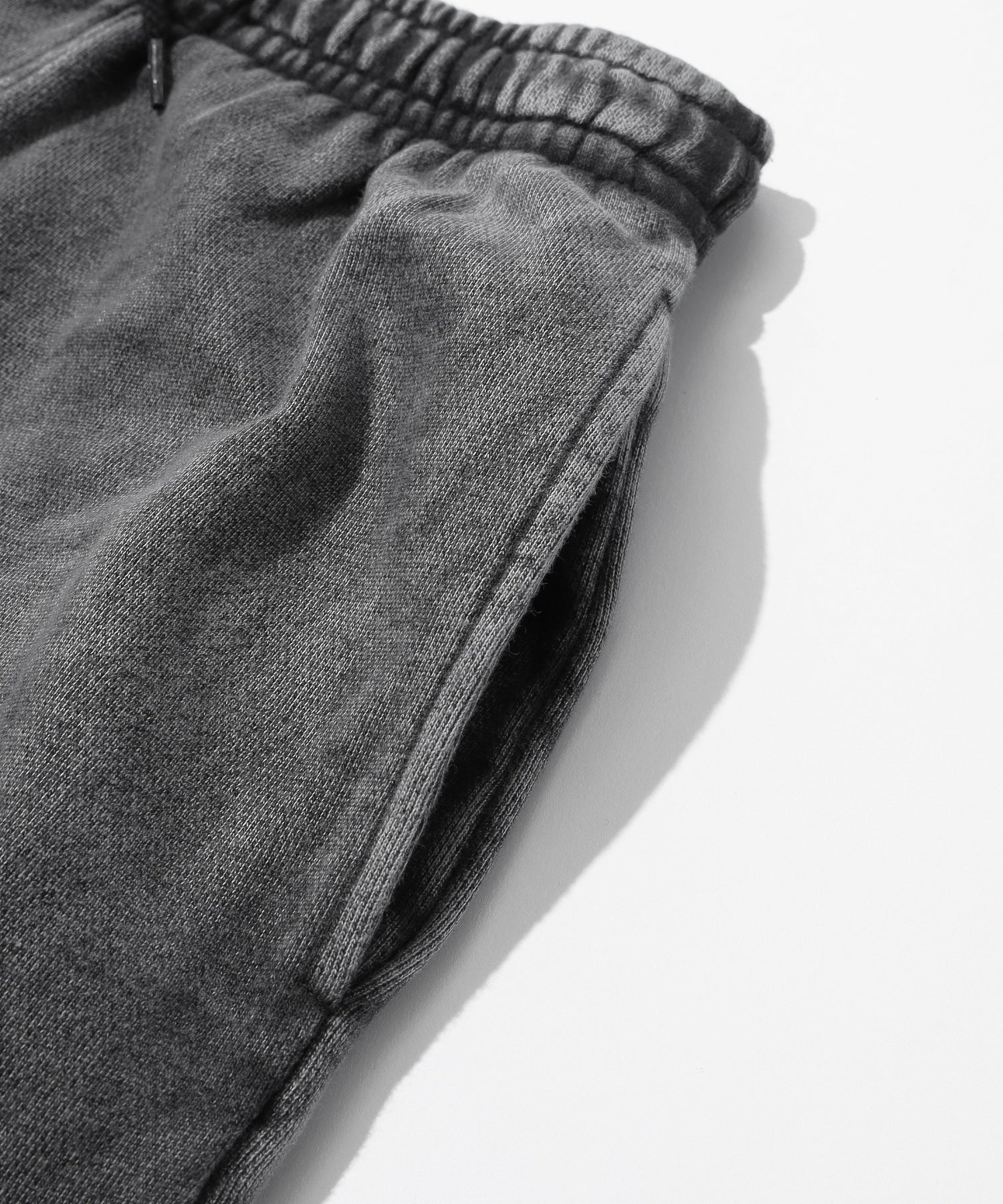 FADED CARGO SWEAT PANTS