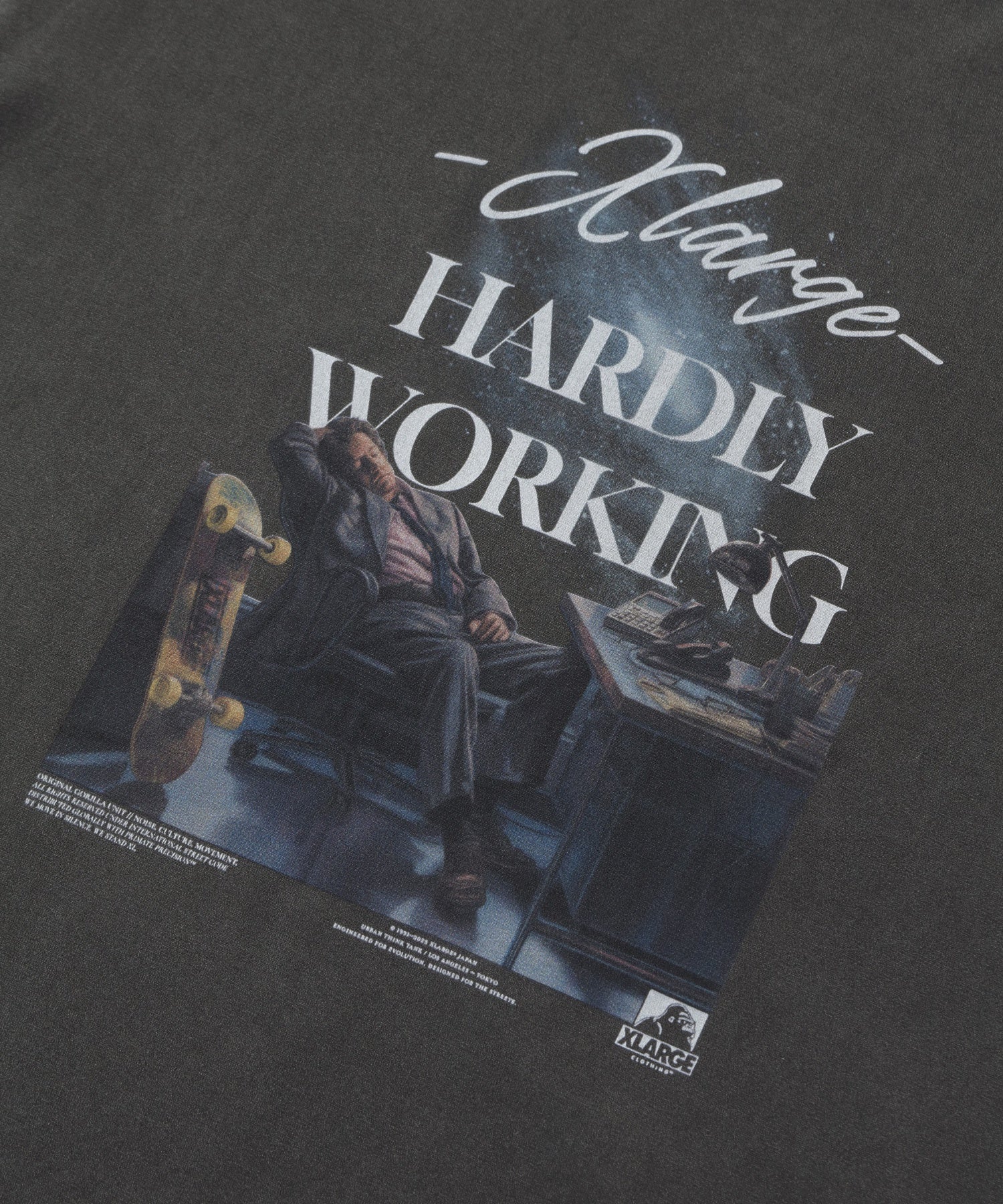 HARDLY WORKING S/S TEE
