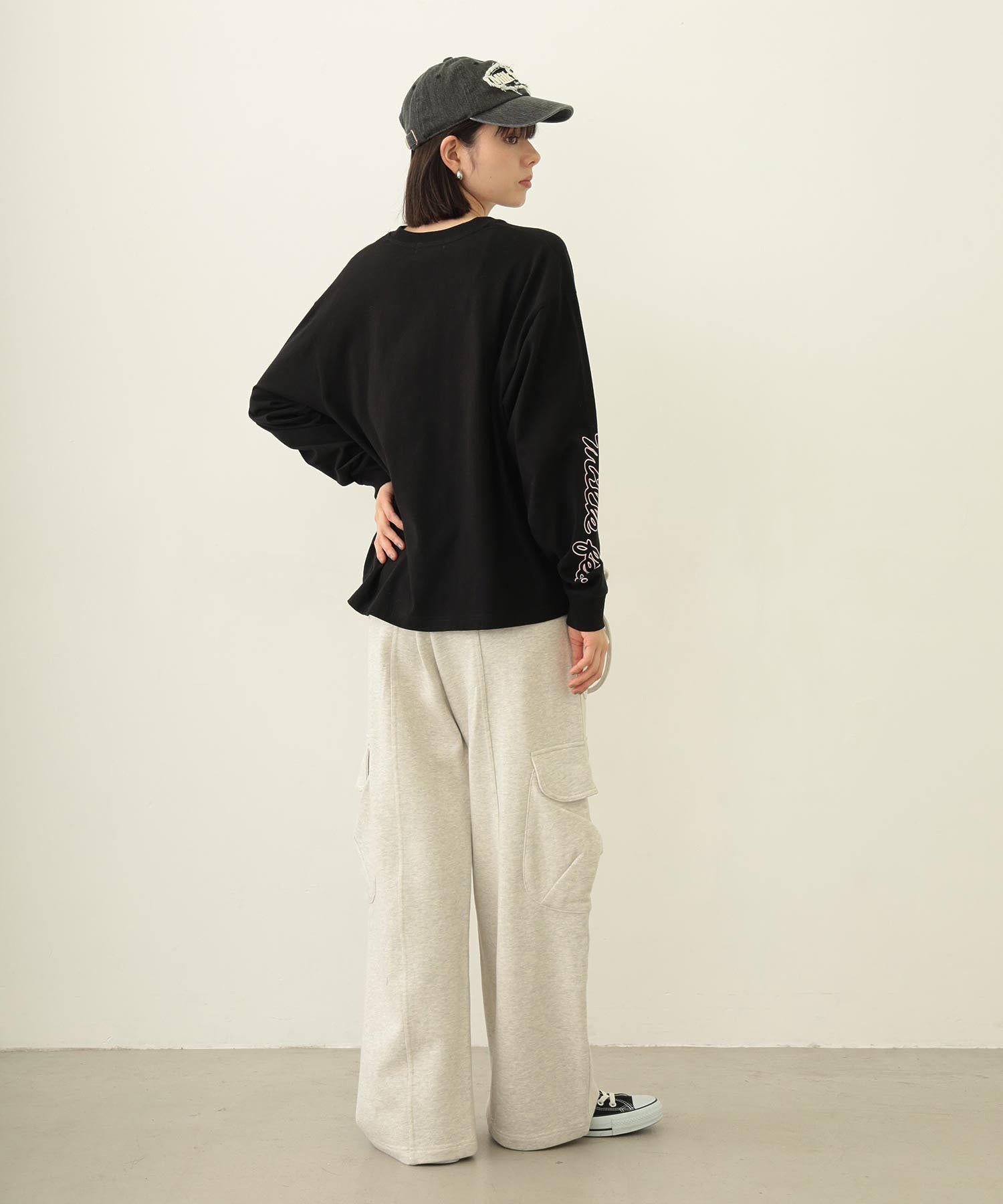 ICING LOGO WIDE L/S TEE