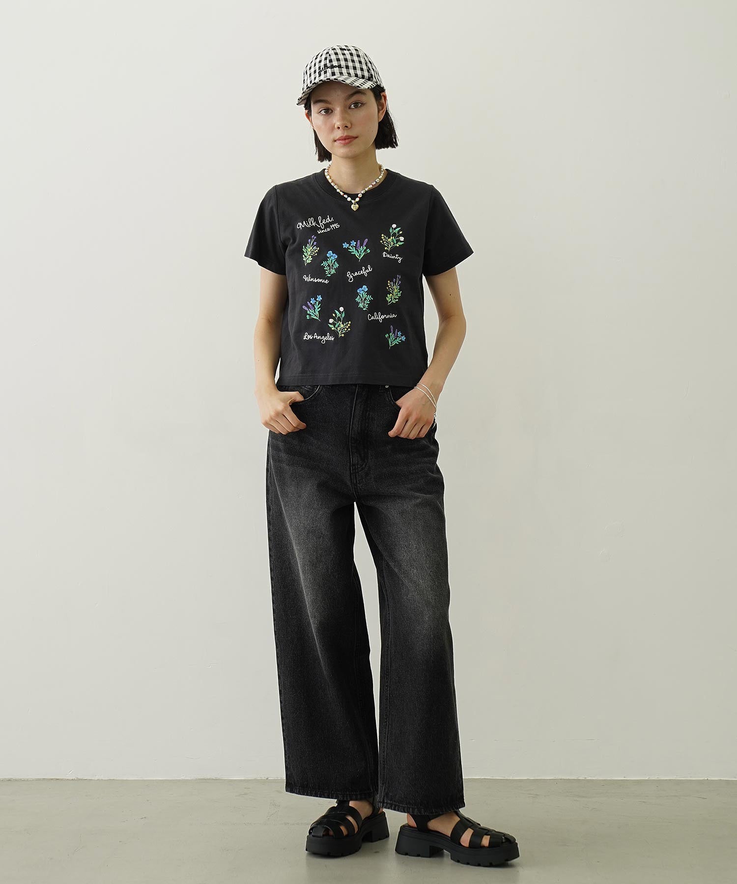 FLOWER PRINT AND EMBROIDERY COMPACT S/S TEE