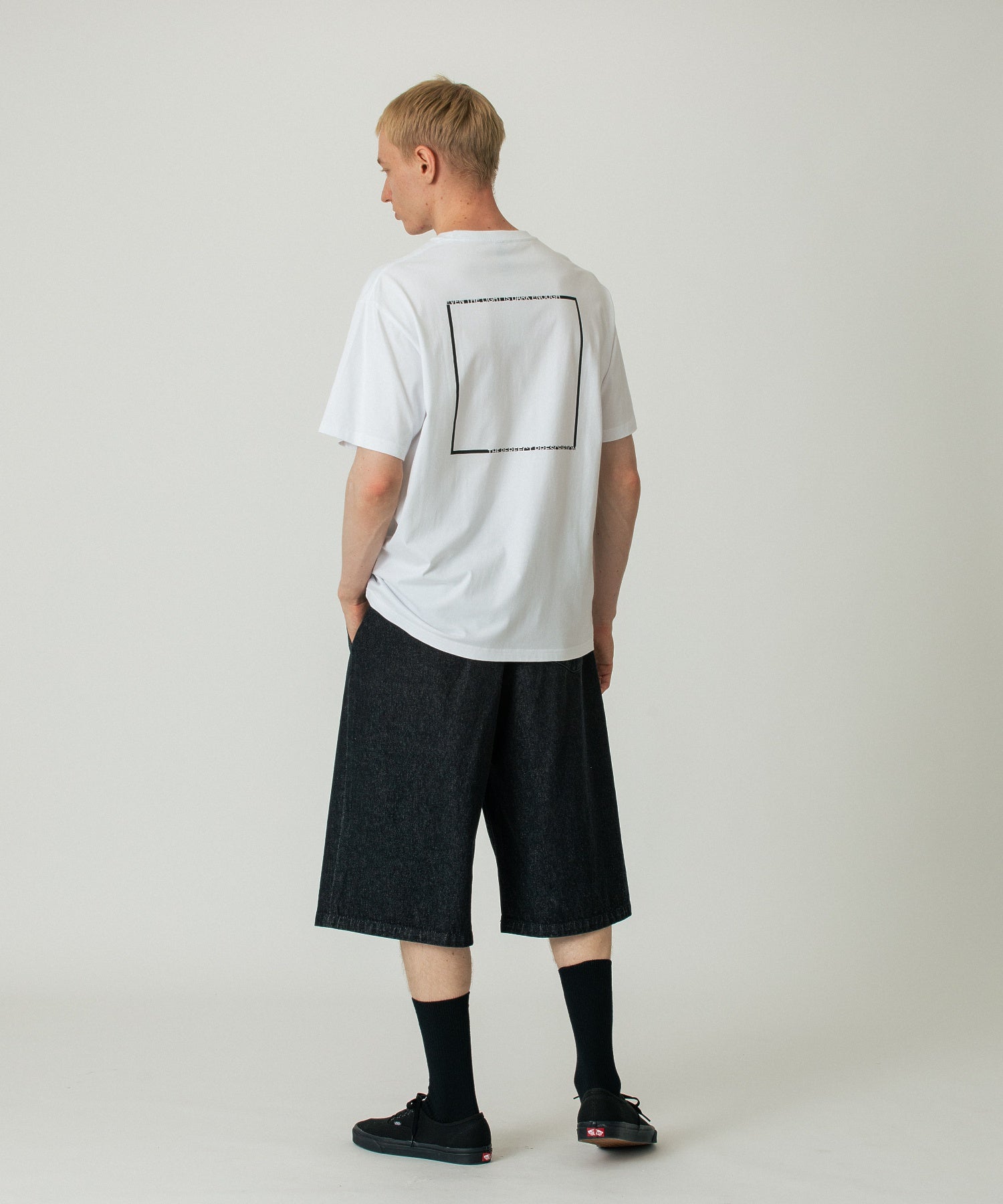 SHORT BAGGY PANTS