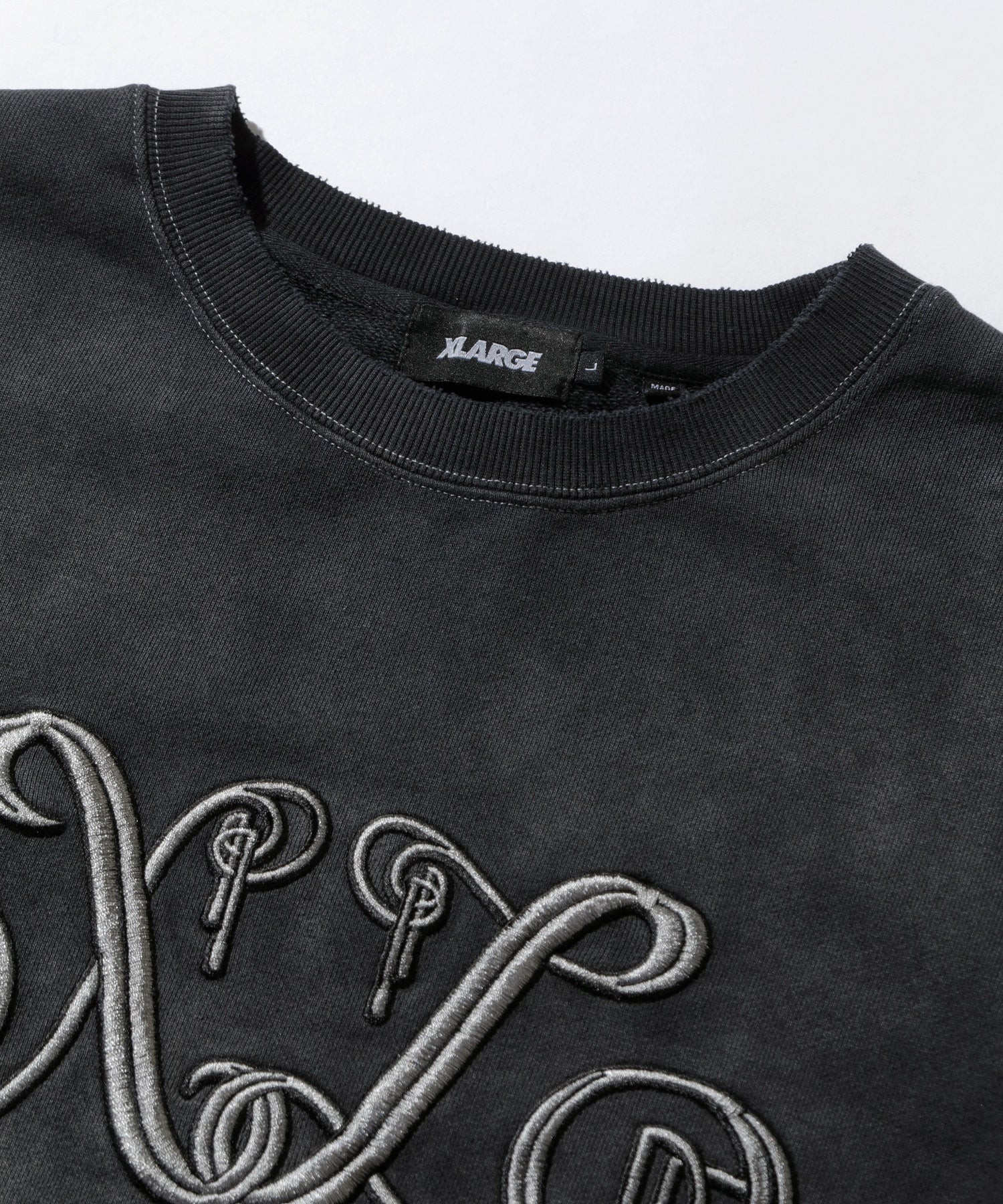 EMBROIDERED BLEACHED CREWNECK SWEATSHIRT