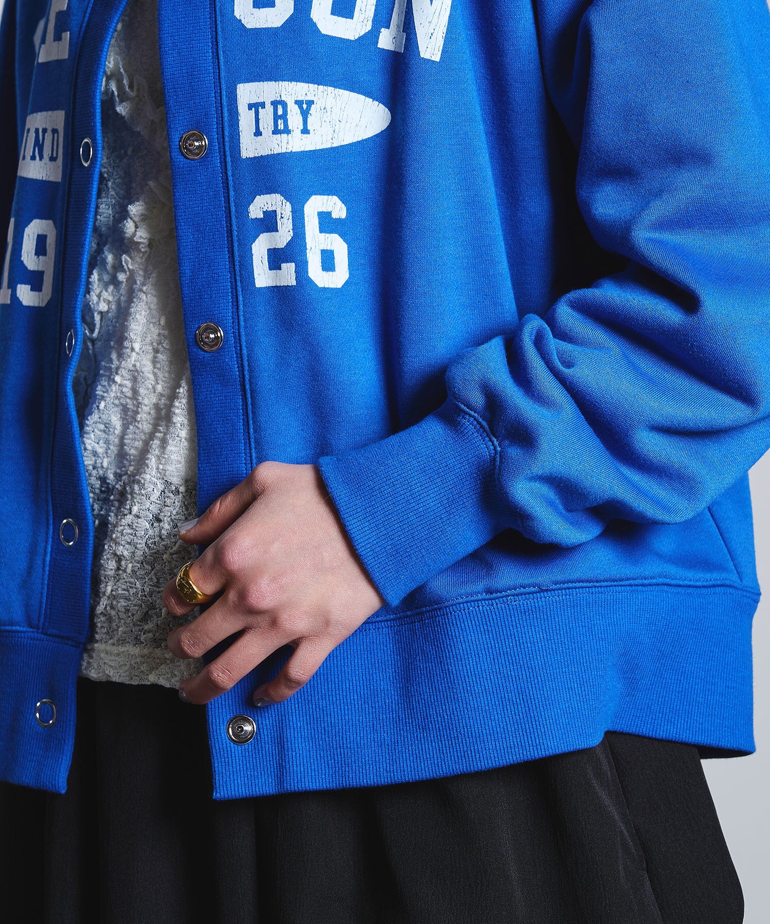 COLLEGE LOGO CARDIGAN