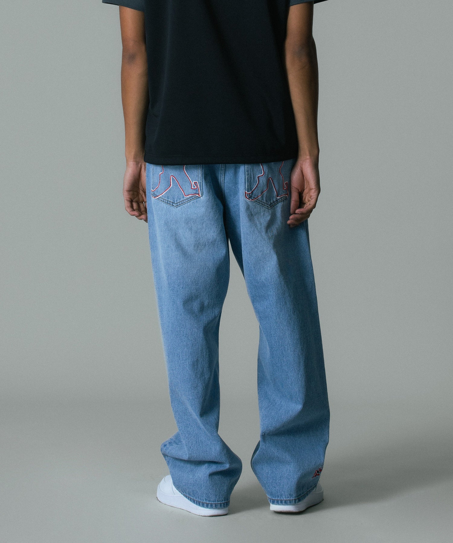 EMBROIDERED DENIM PANTS