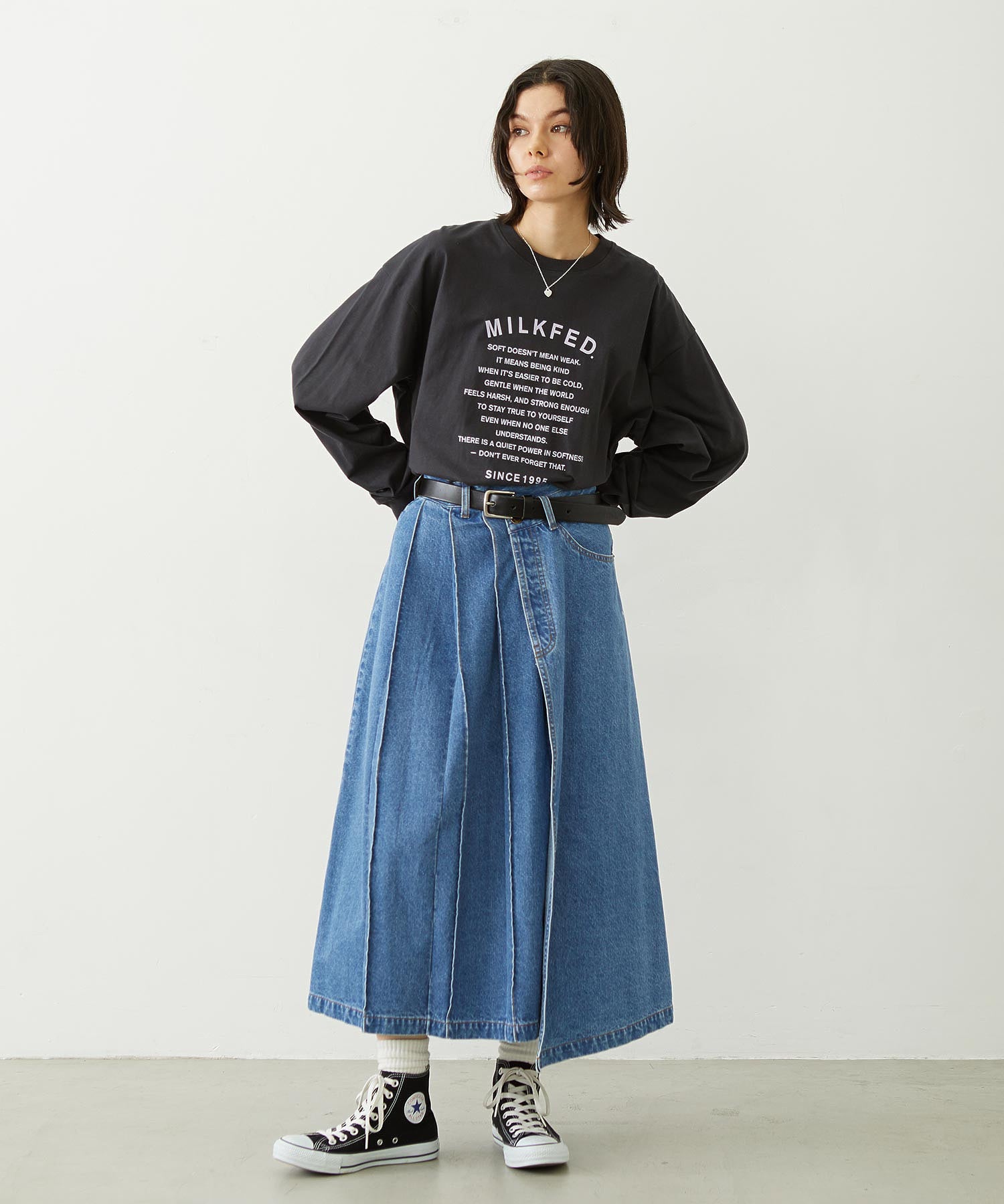 LETTER GRAPHIC L/S TEE