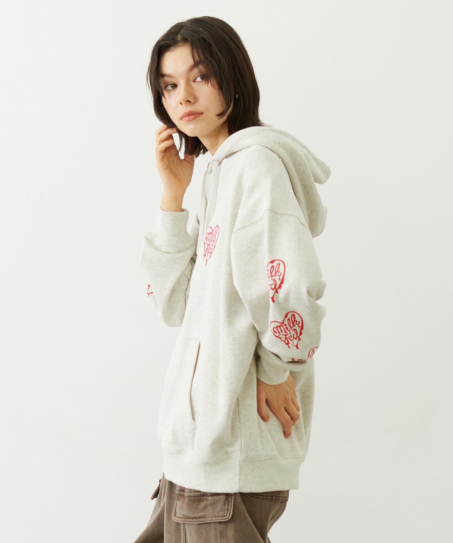 MELTY HEART WIDE HOODIE SWEAT