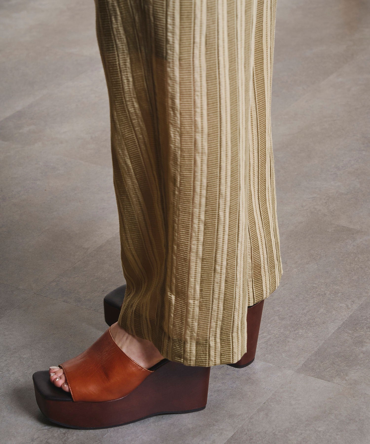 GENE HEAVENS/DOBBY STRIPE EASY PANTS