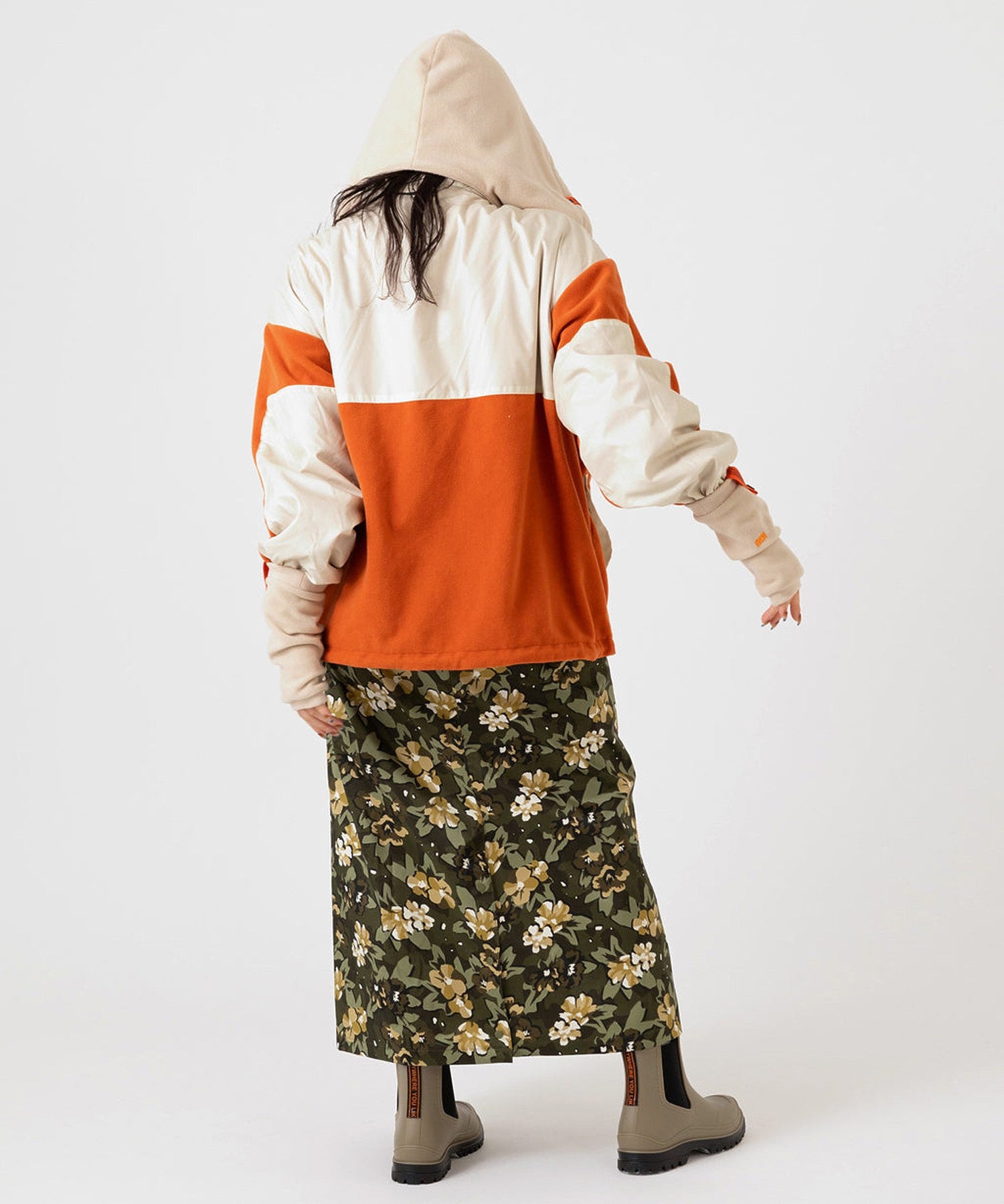 【KiU】FLEECE HOODED MUFFLER