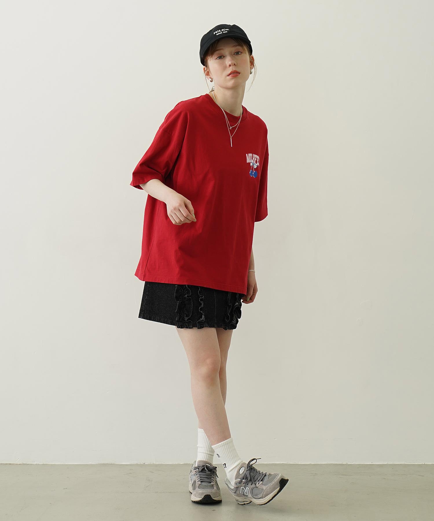 CHERRY AND RIBBON WIDE S/S TEE