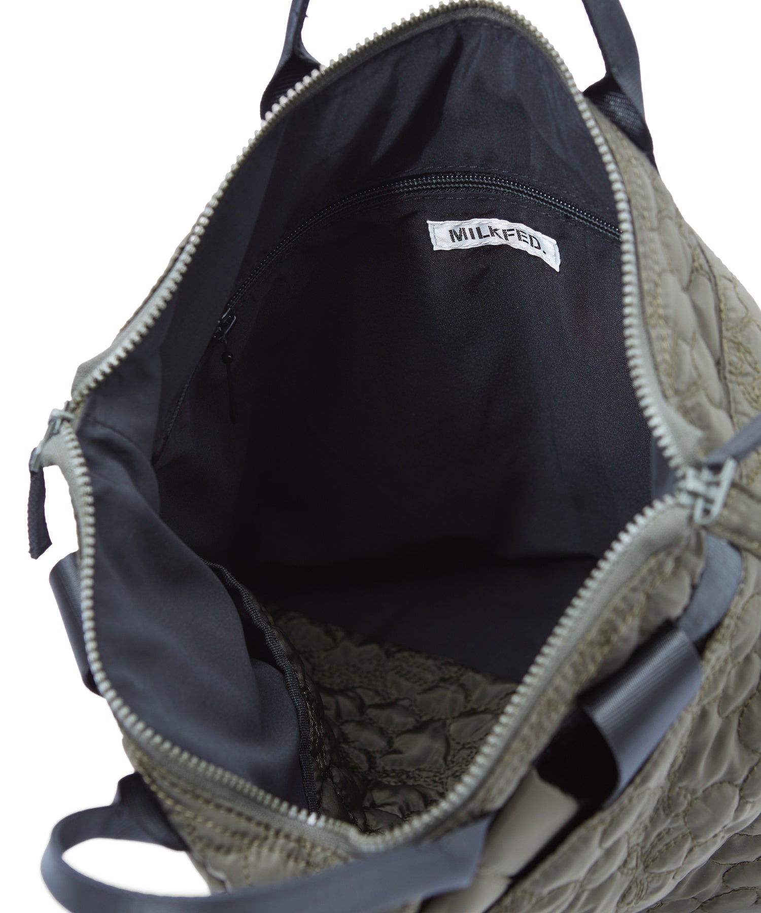 CHERRY QUILTED HELMET BAG