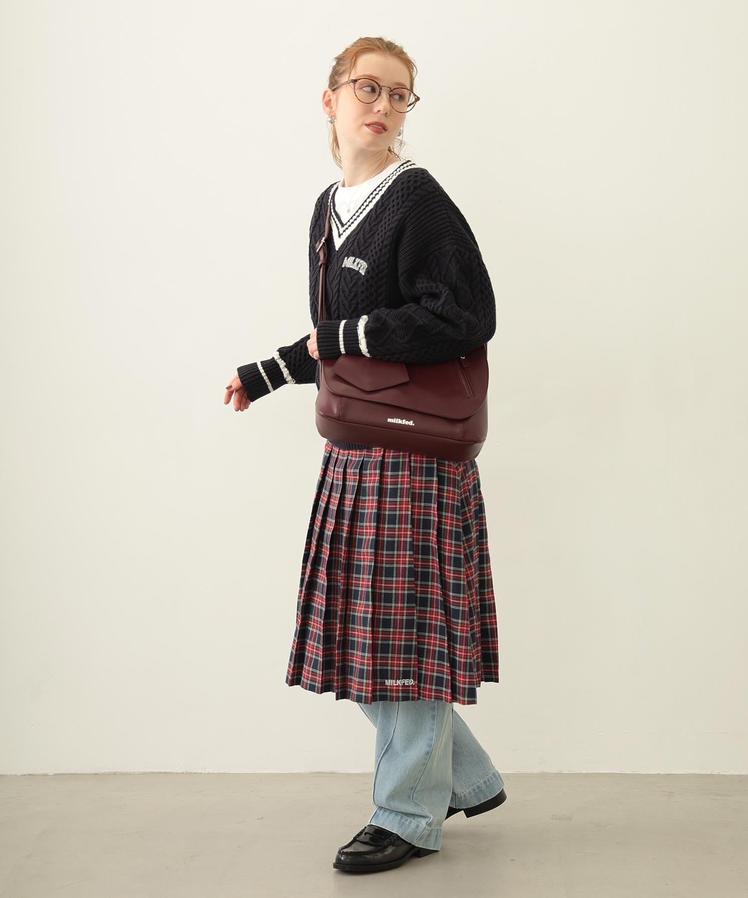 MILKFED. PATCH V-NECK KNIT