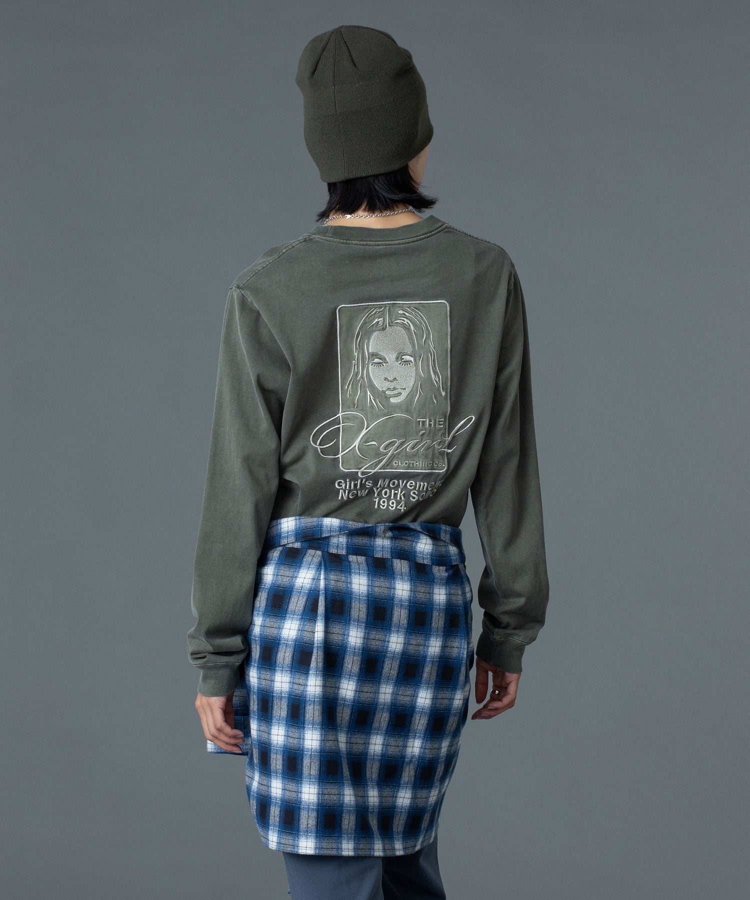 PIGMENT DYED FACE AND LOGO SQUARE PATCH L/S TEE