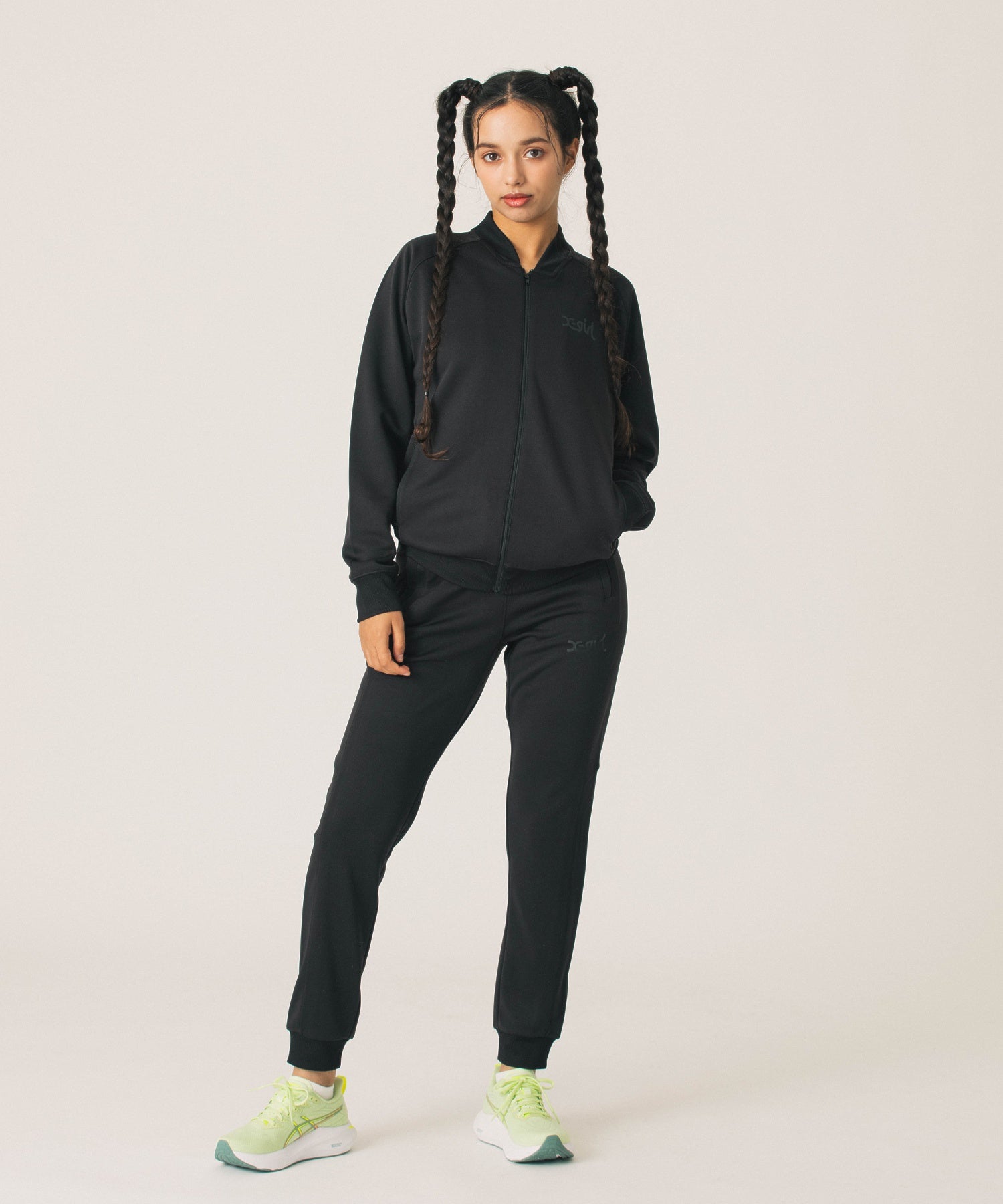 TRACK PANTS