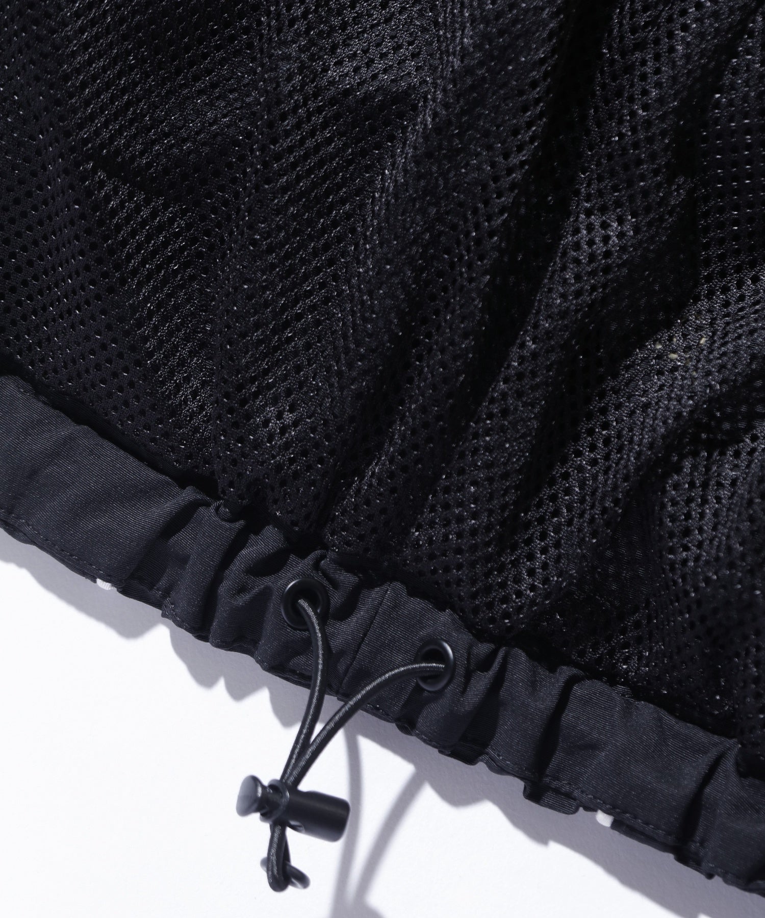 CURVED NYLON JACKET