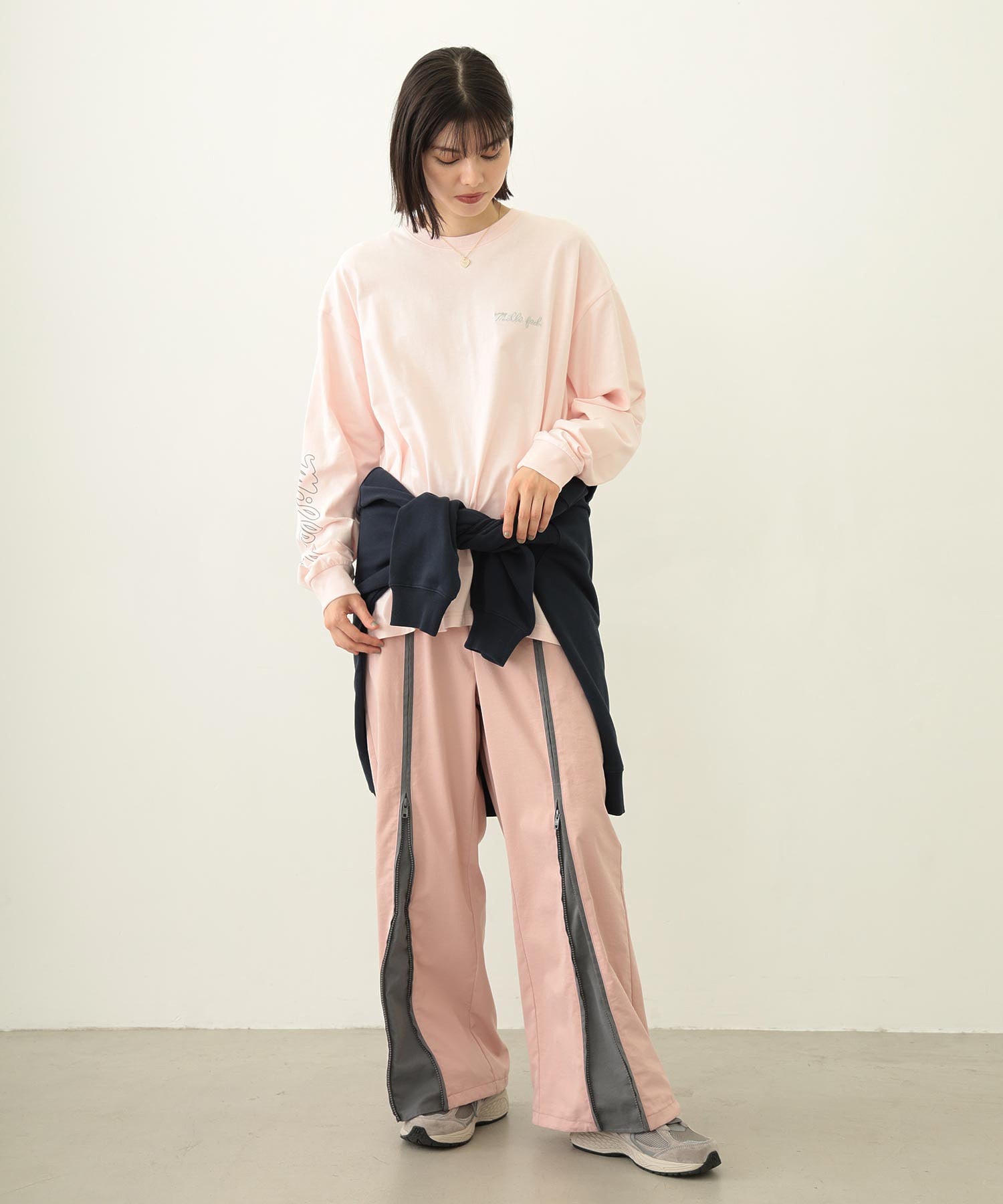 FRONT LINE ZIP UP PANTS