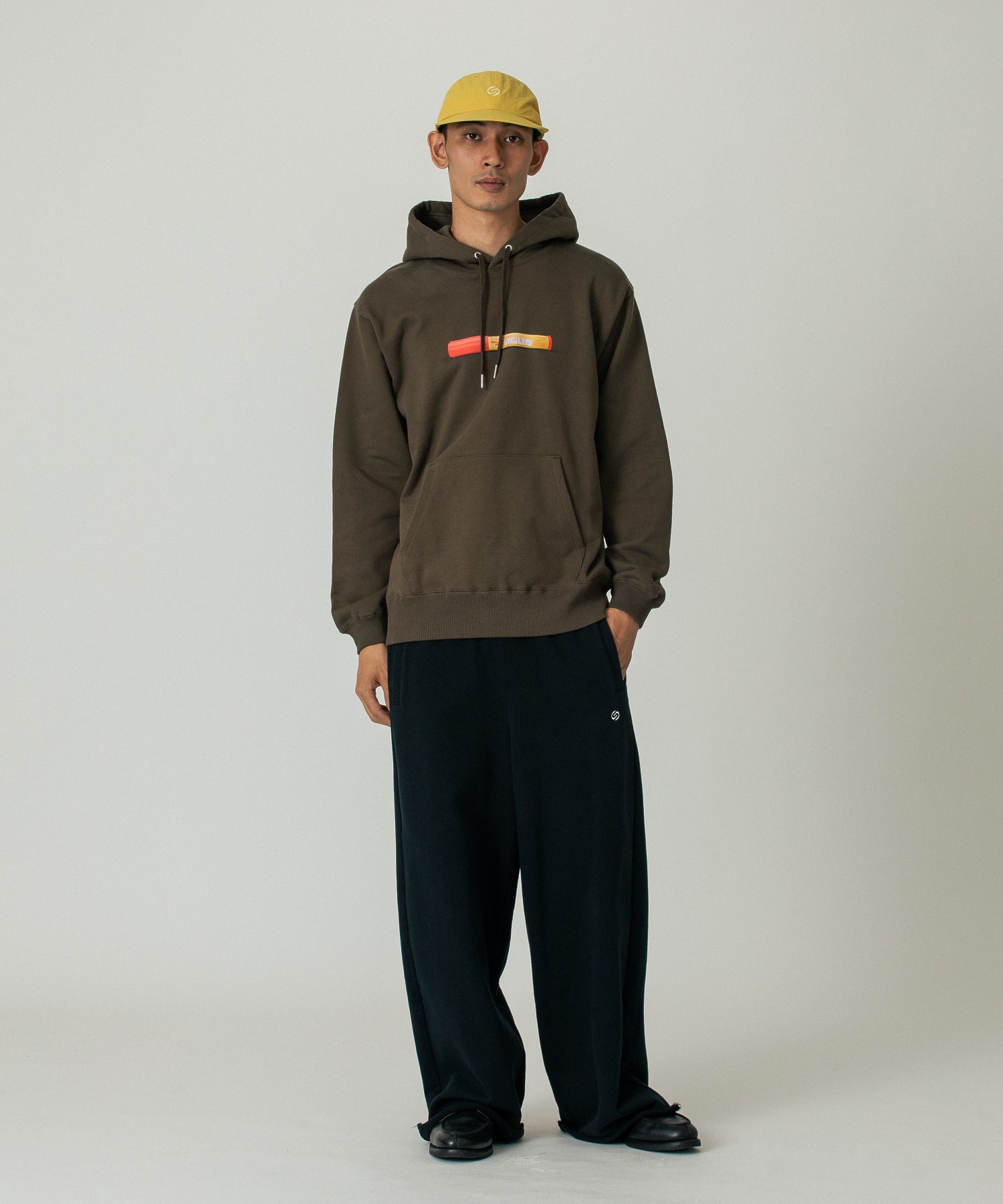 HAND FLARE SWEAT HOODIE