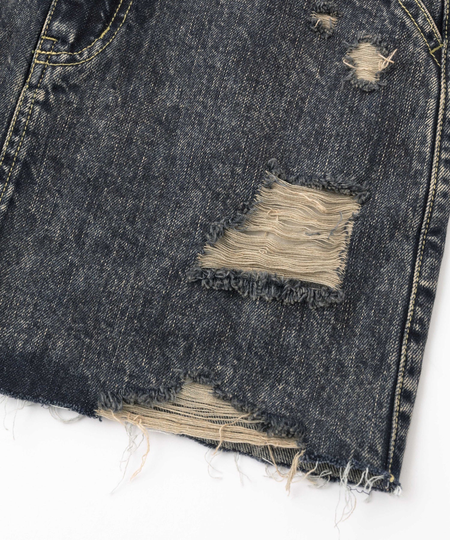 DISTRESSED DENIM MINI SKIRT