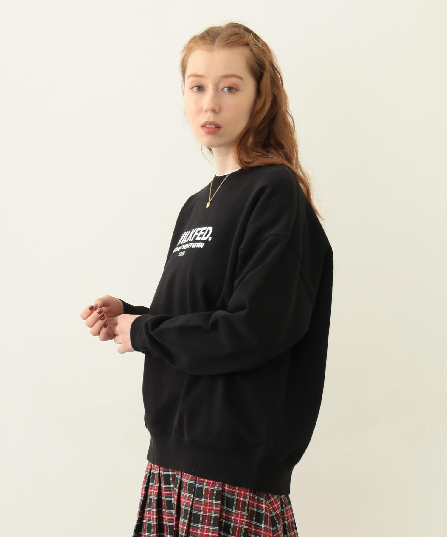 STENCIL LOGO WIDE CREW SWEAT TOP